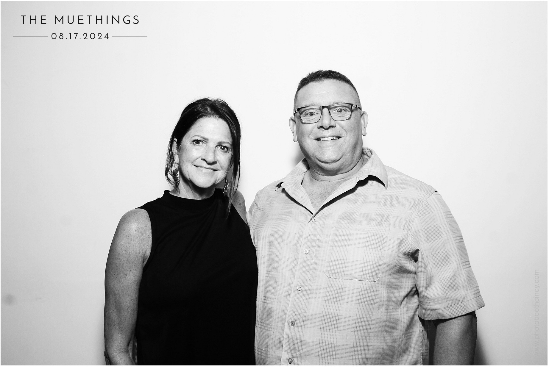 Telles Wedding | View more photos from the event at gallery.photoboothcincy.com/u/PhotoBoothCincy/Telles-Wedding