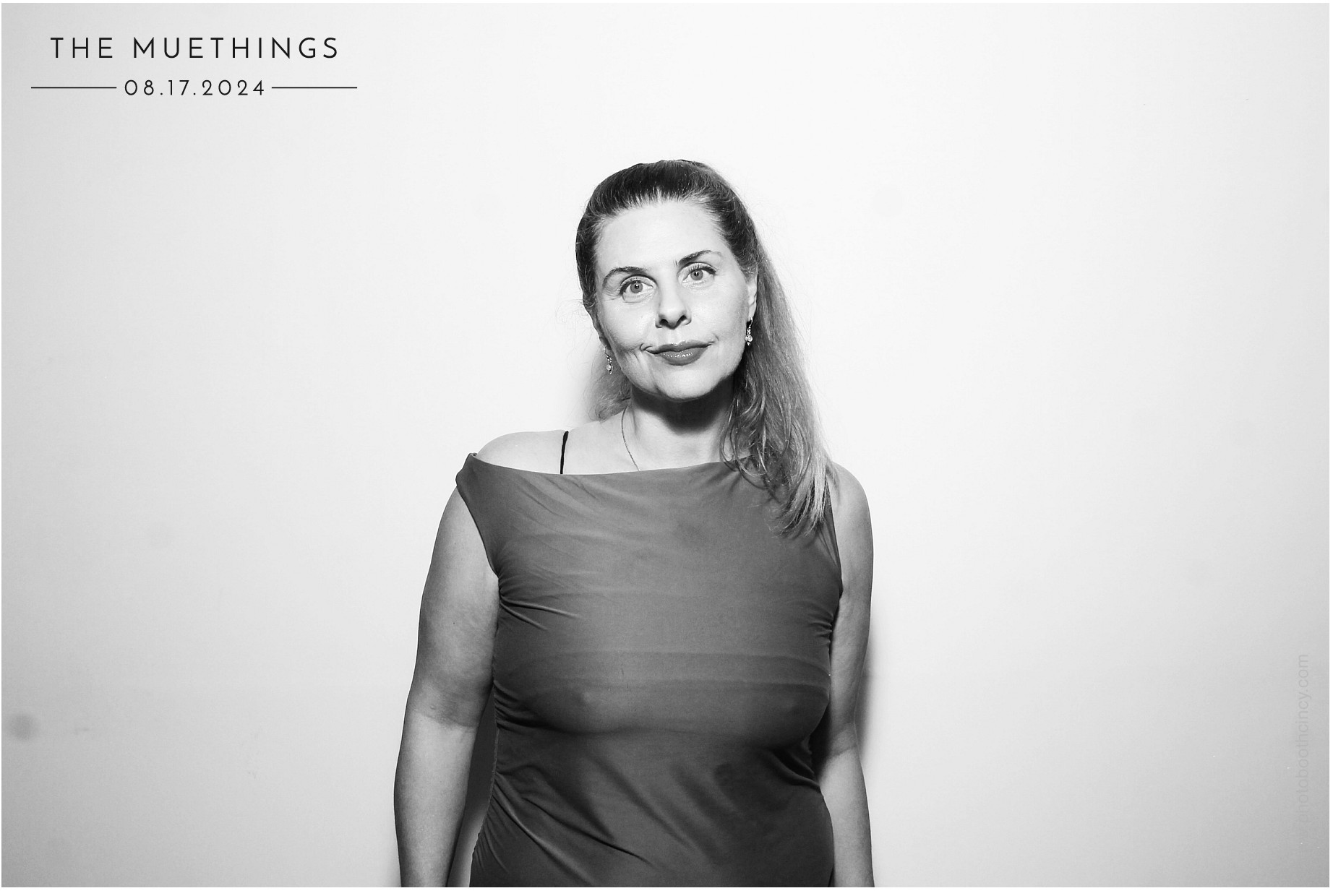Telles Wedding | View more photos from the event at gallery.photoboothcincy.com/u/PhotoBoothCincy/Telles-Wedding
