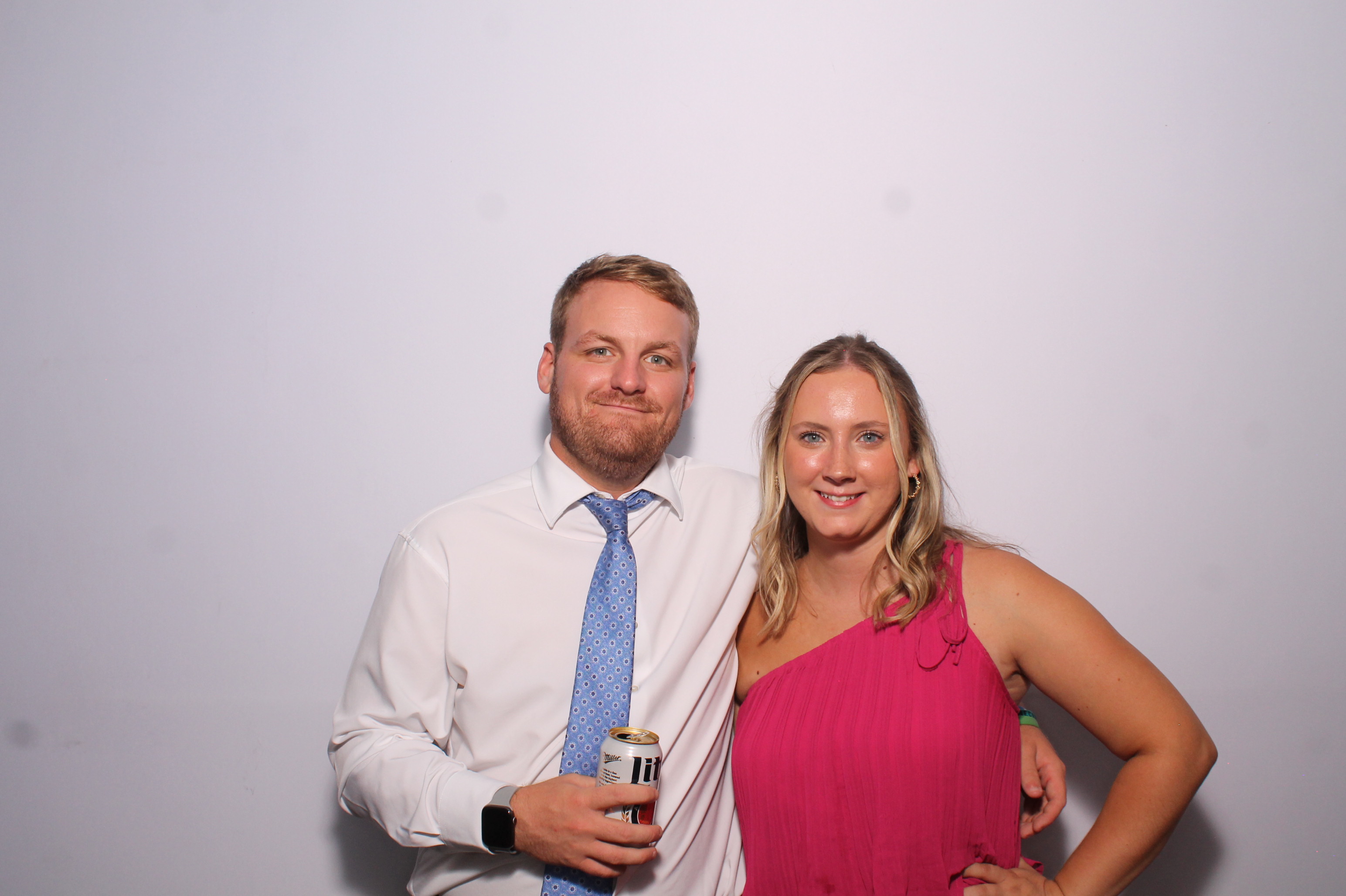 Telles Wedding | View more photos from the event at gallery.photoboothcincy.com/u/PhotoBoothCincy/Telles-Wedding