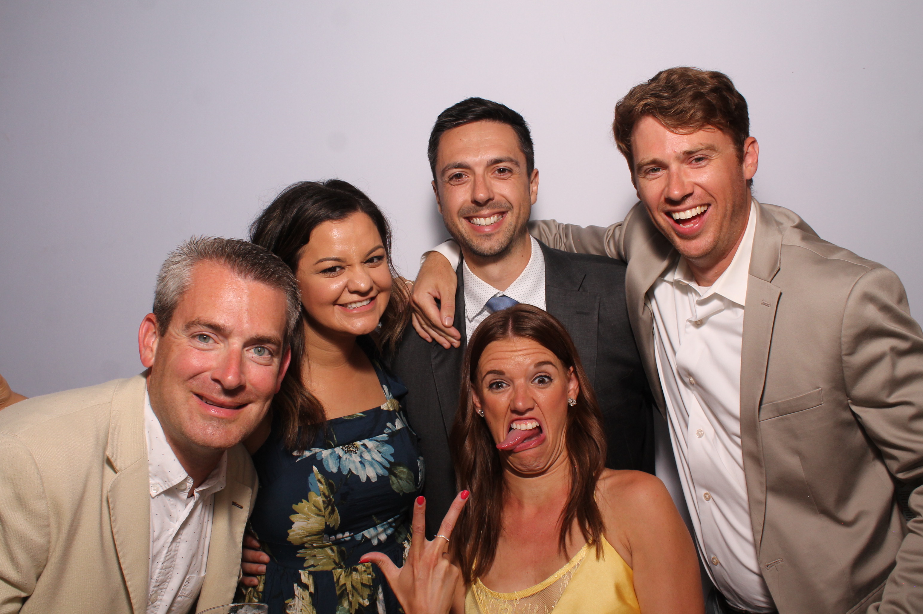 Telles Wedding | View more photos from the event at gallery.photoboothcincy.com/u/PhotoBoothCincy/Telles-Wedding