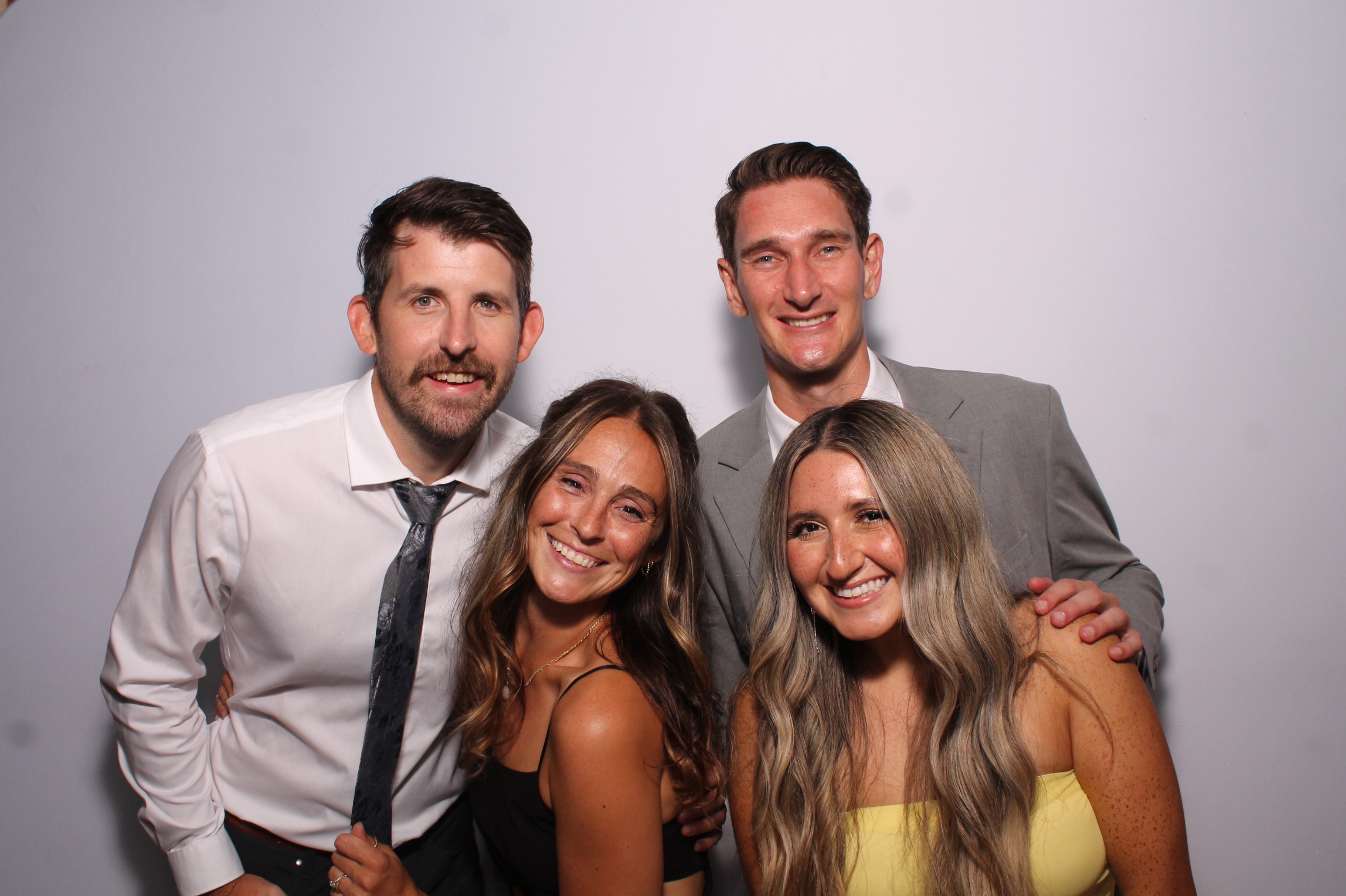 Telles Wedding | View more photos from the event at gallery.photoboothcincy.com/u/PhotoBoothCincy/Telles-Wedding