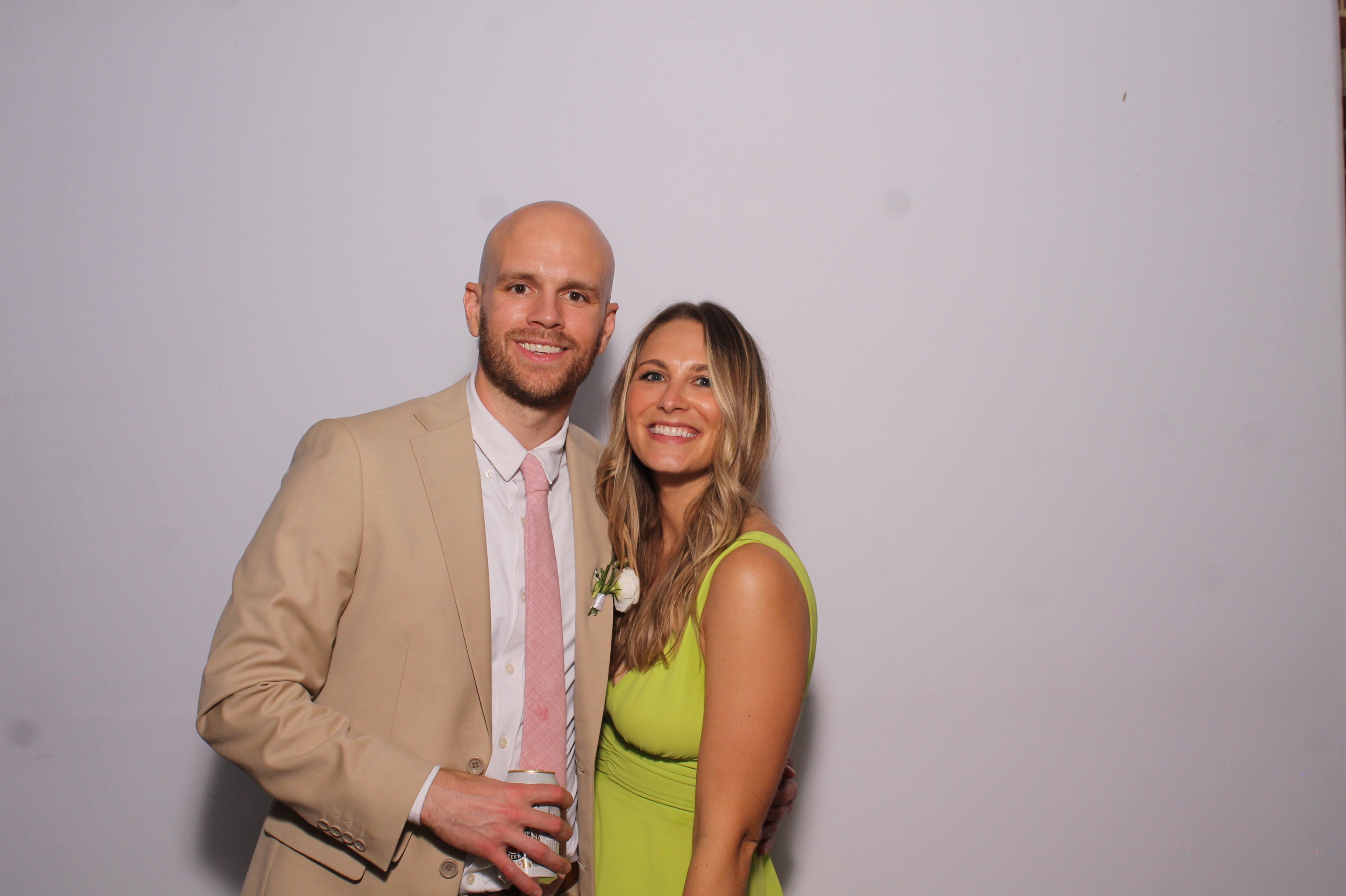 Telles Wedding | View more photos from the event at gallery.photoboothcincy.com/u/PhotoBoothCincy/Telles-Wedding