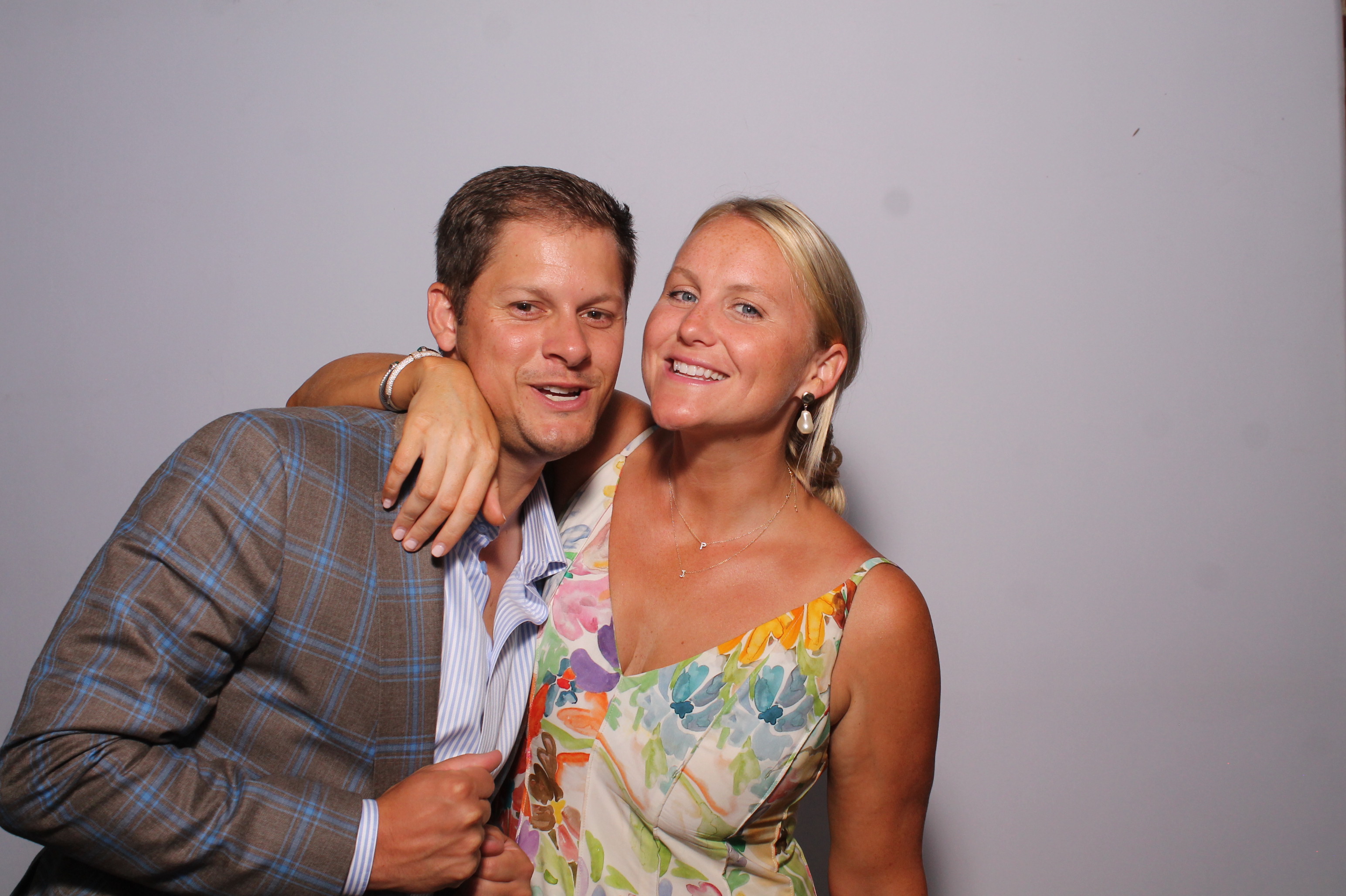 Telles Wedding | View more photos from the event at gallery.photoboothcincy.com/u/PhotoBoothCincy/Telles-Wedding