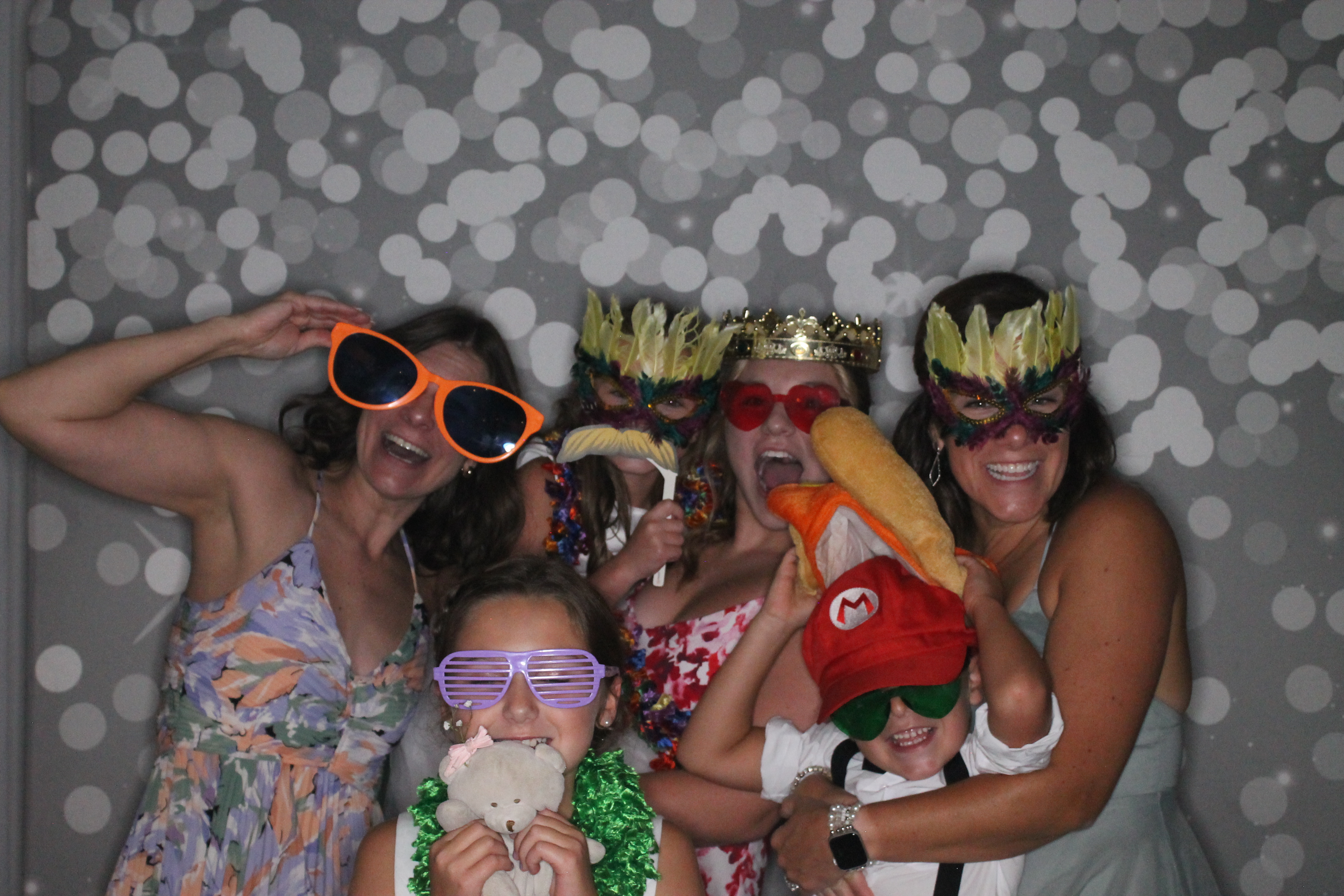 The Forlenzas | View more photos from the event at gallery.photoboothcincy.com/u/PhotoBoothCincy/The-Forlenzas