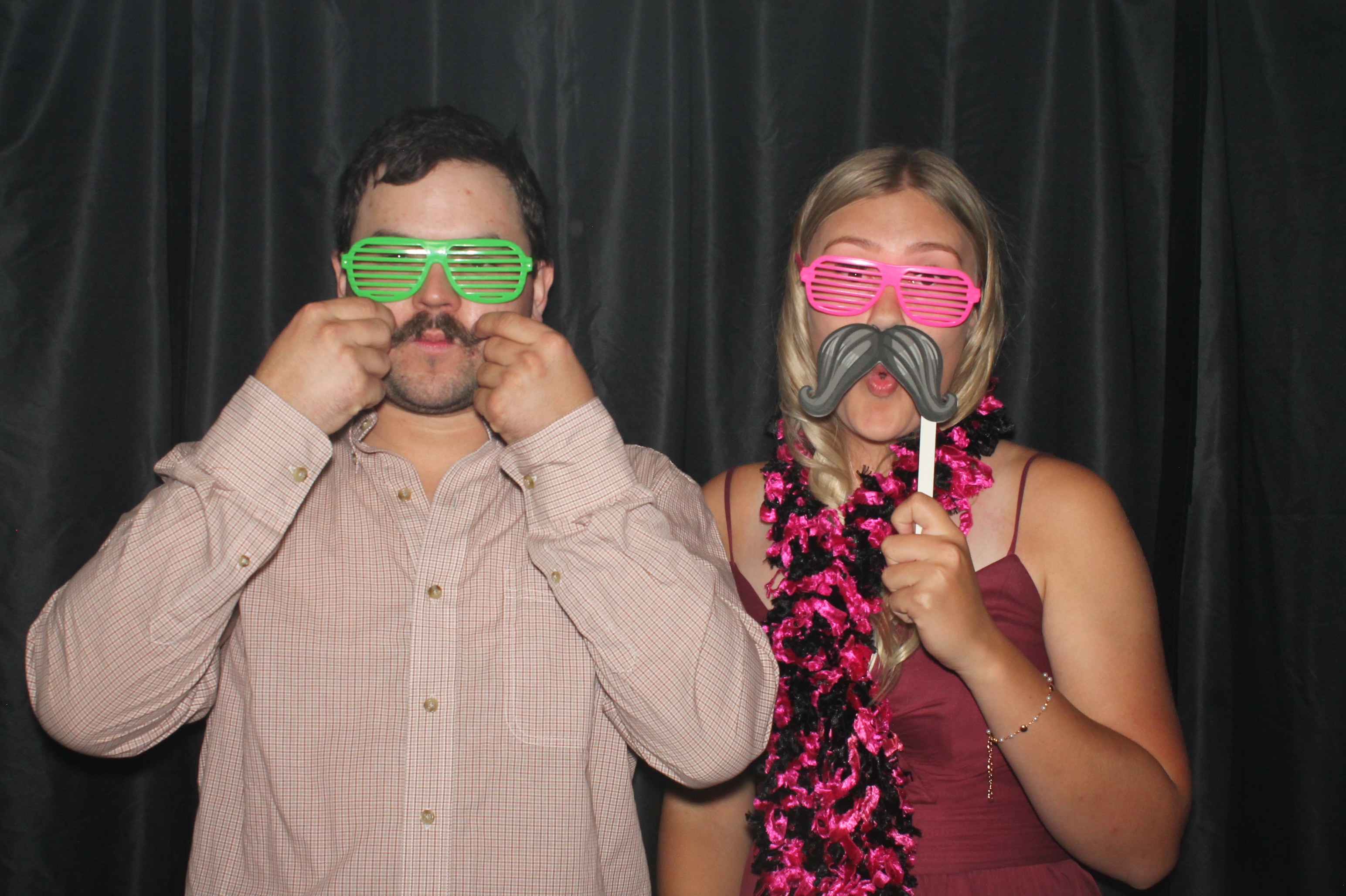 The Lairsons | View more photos from the event at gallery.photoboothcincy.com/u/PhotoBoothCincy/The-Lairsons