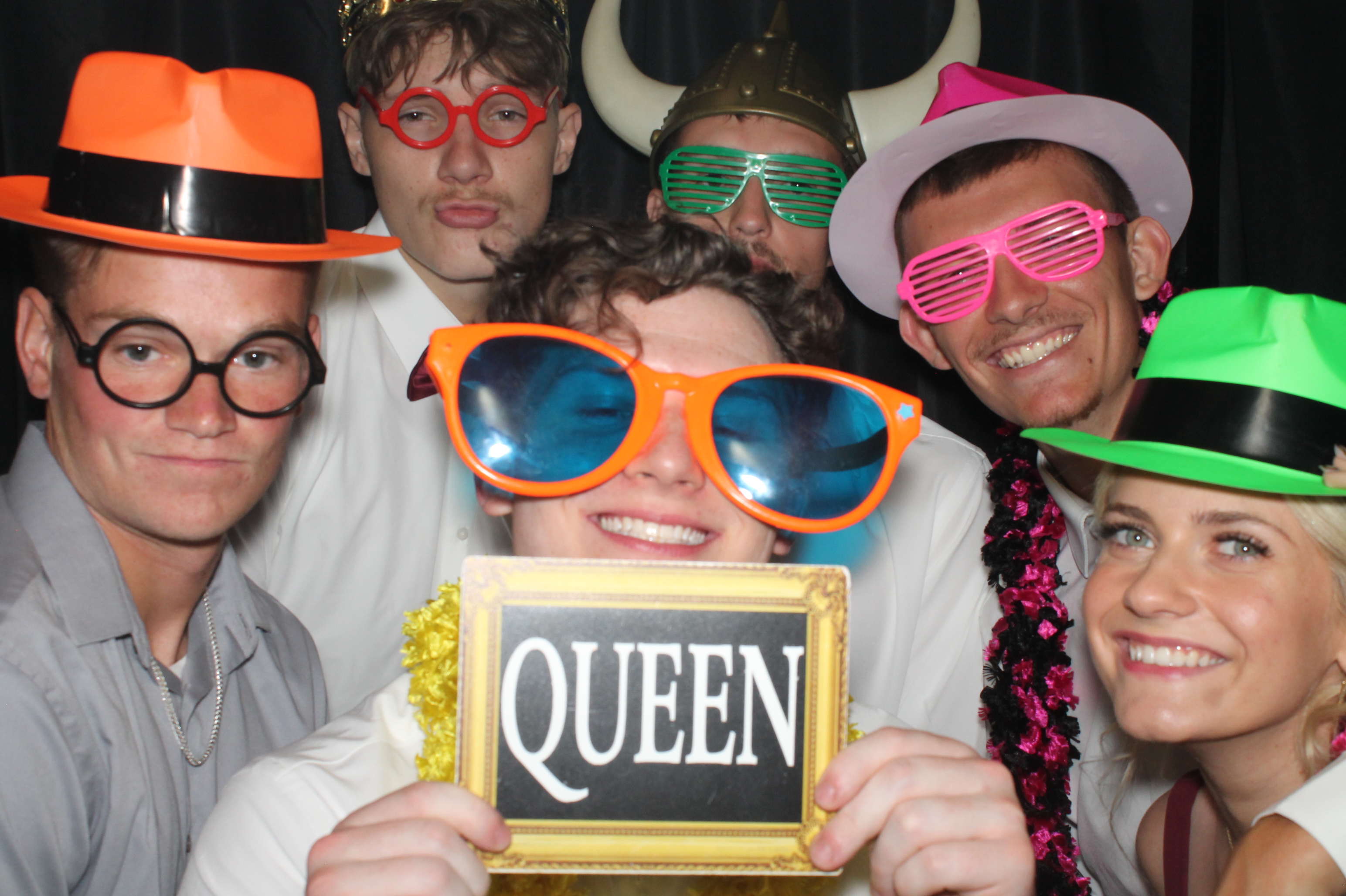 The Lairsons | View more photos from the event at gallery.photoboothcincy.com/u/PhotoBoothCincy/The-Lairsons
