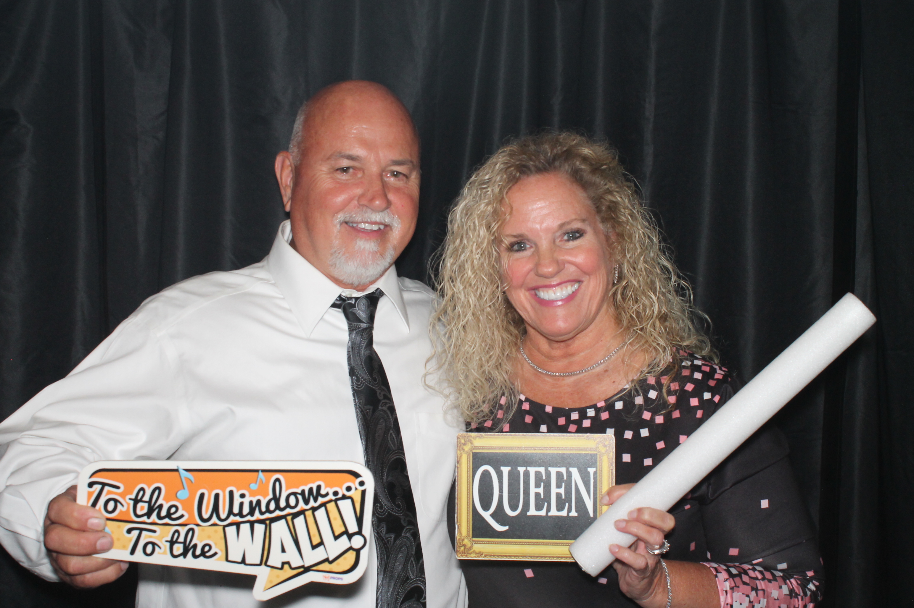 The Lairsons | View more photos from the event at gallery.photoboothcincy.com/u/PhotoBoothCincy/The-Lairsons