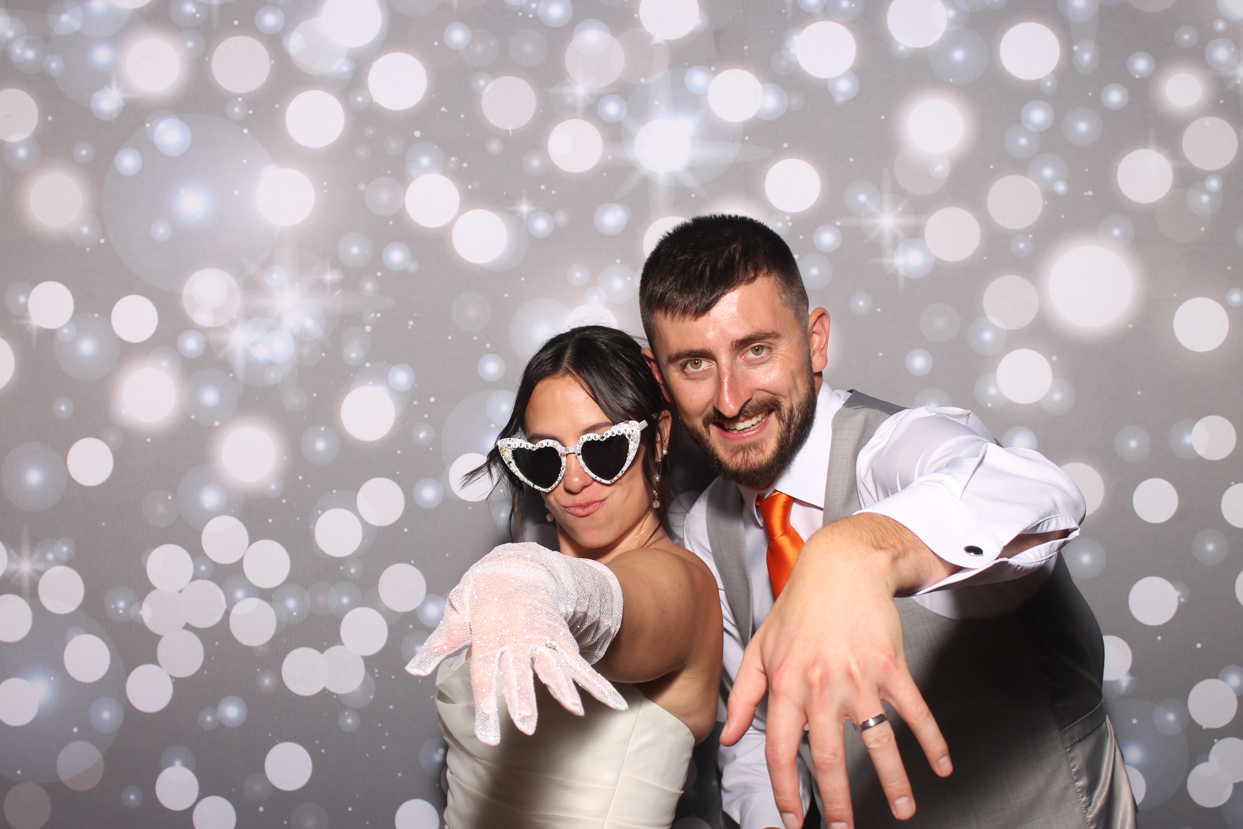 The Mercers | View more photos from the event at gallery.photoboothcincy.com/u/PhotoBoothCincy/The-Mercers