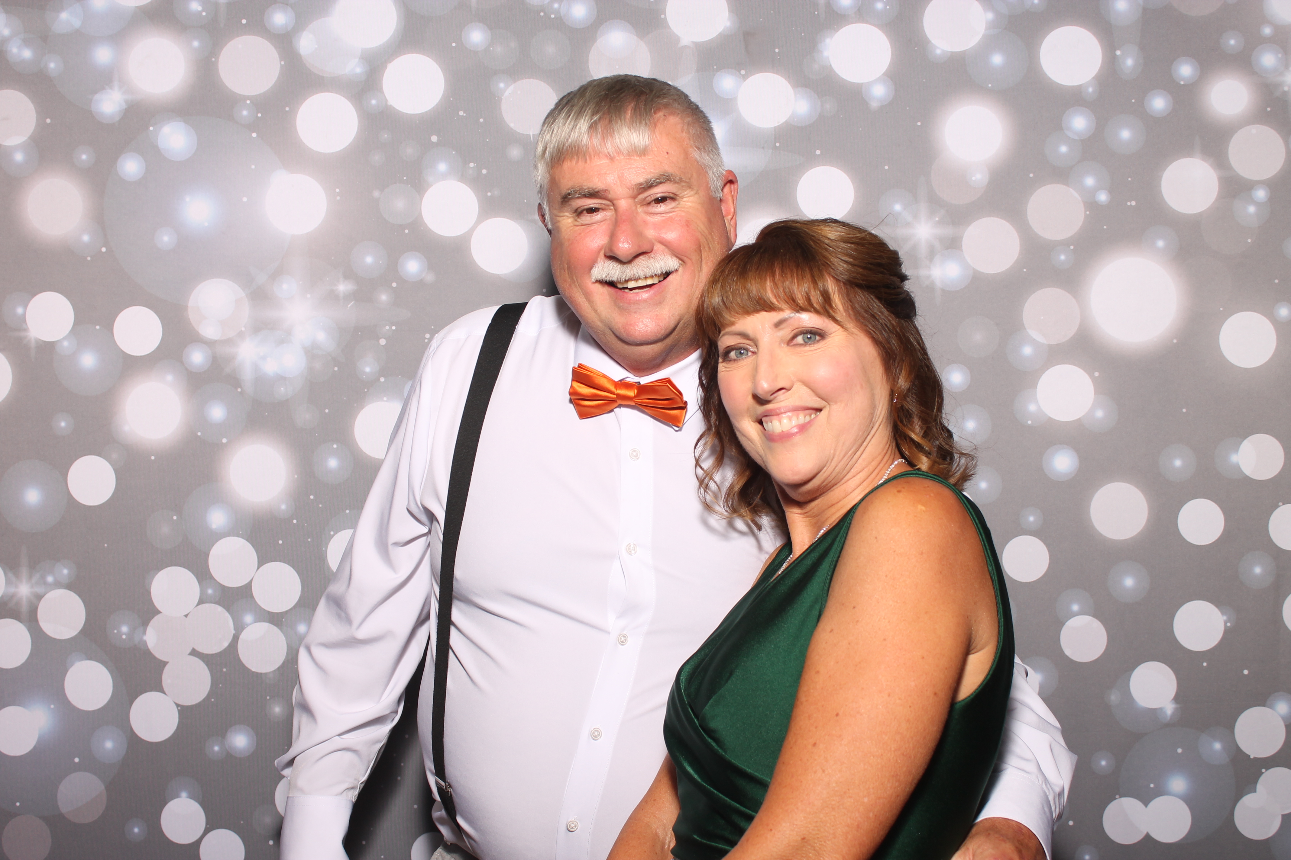 The Mercers | View more photos from the event at gallery.photoboothcincy.com/u/PhotoBoothCincy/The-Mercers