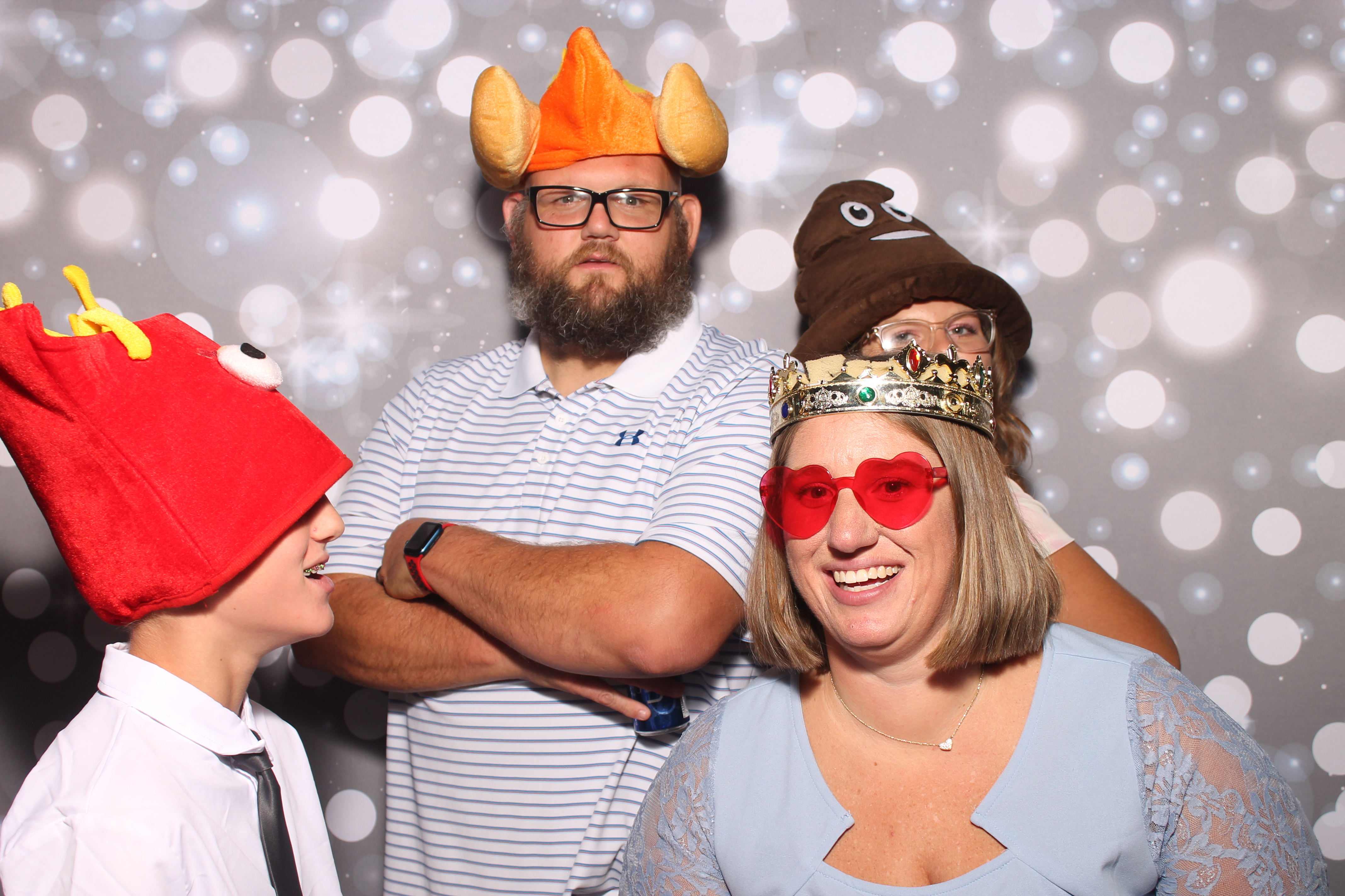 The Mercers | View more photos from the event at gallery.photoboothcincy.com/u/PhotoBoothCincy/The-Mercers