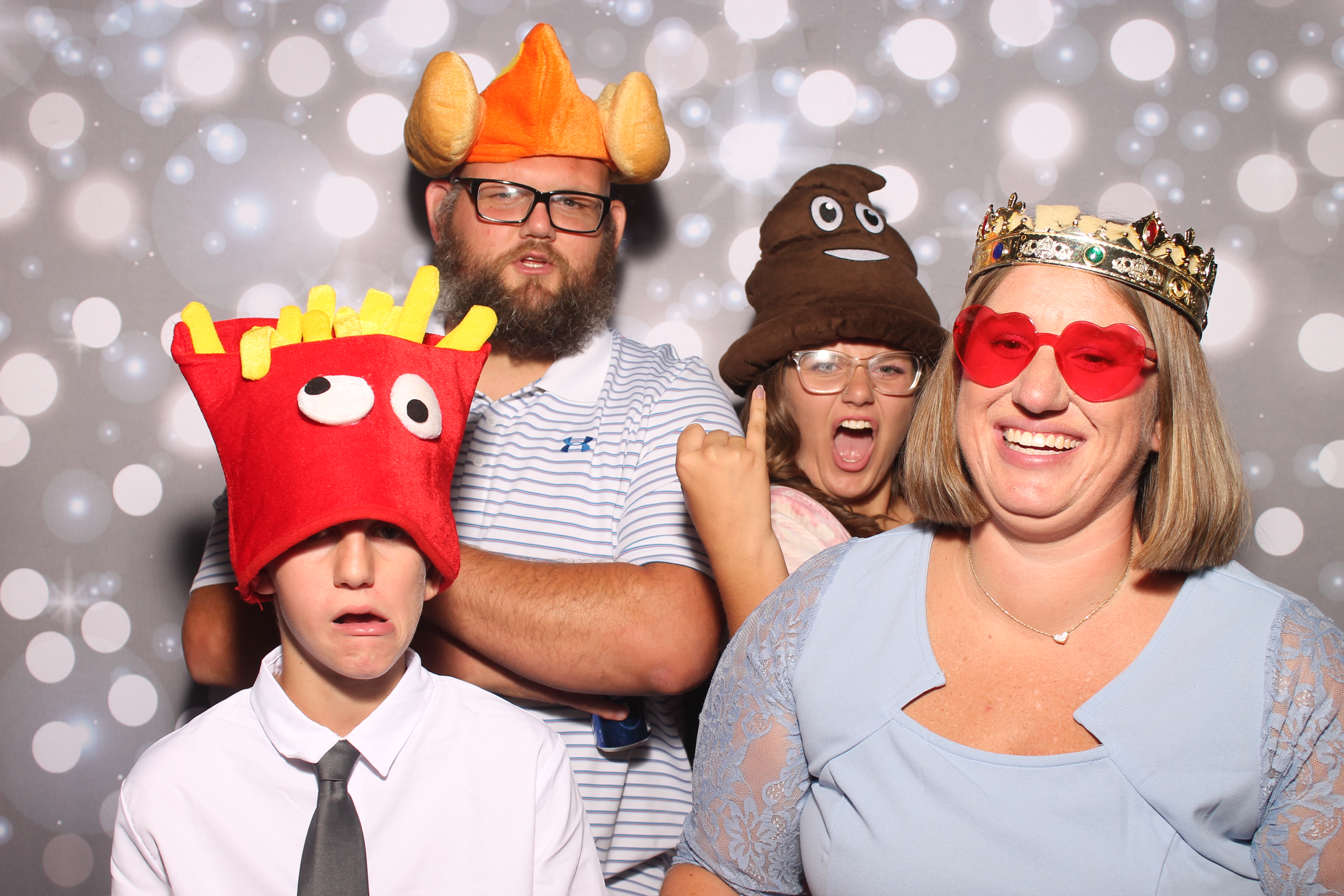 The Mercers | View more photos from the event at gallery.photoboothcincy.com/u/PhotoBoothCincy/The-Mercers