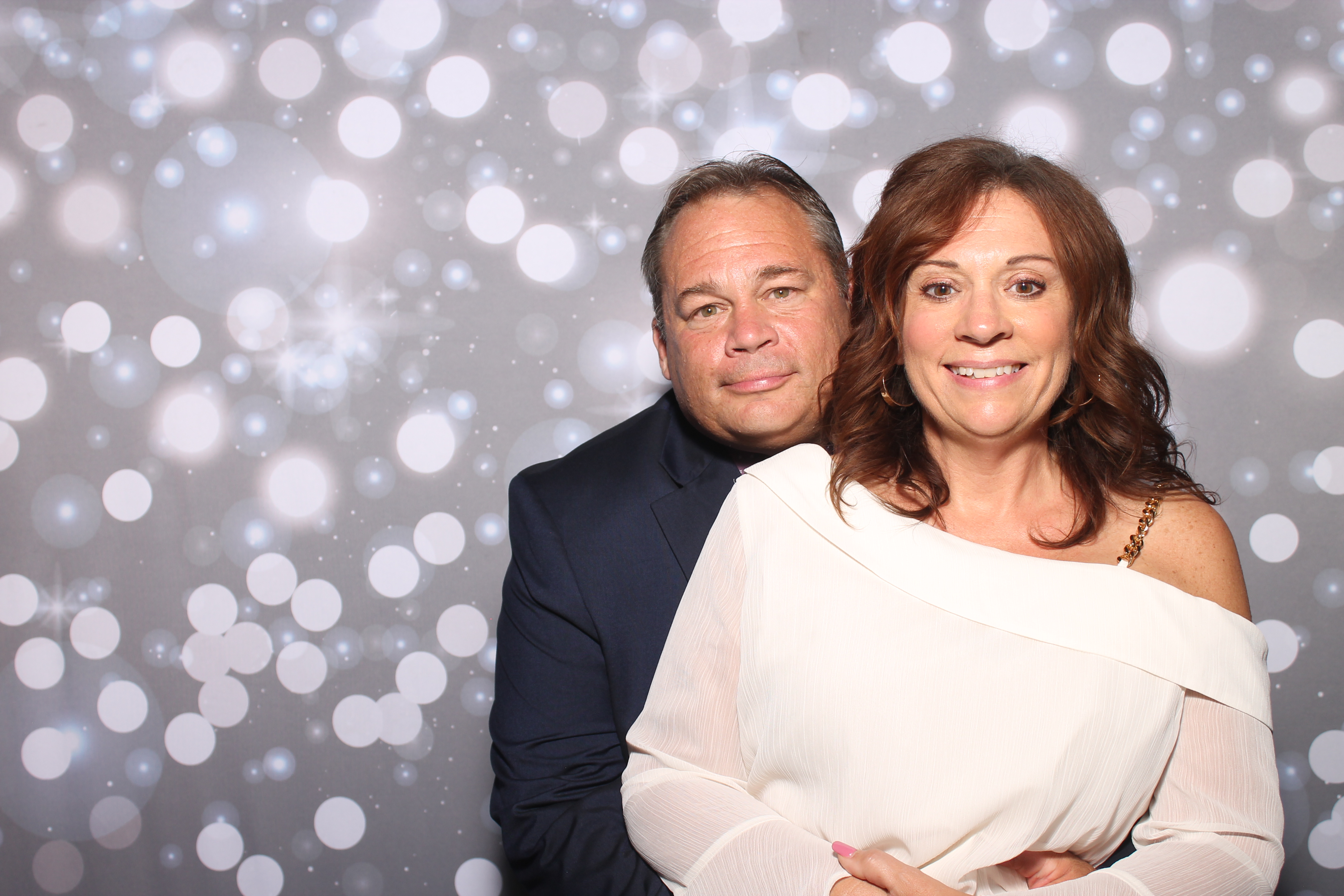 The Mercers | View more photos from the event at gallery.photoboothcincy.com/u/PhotoBoothCincy/The-Mercers