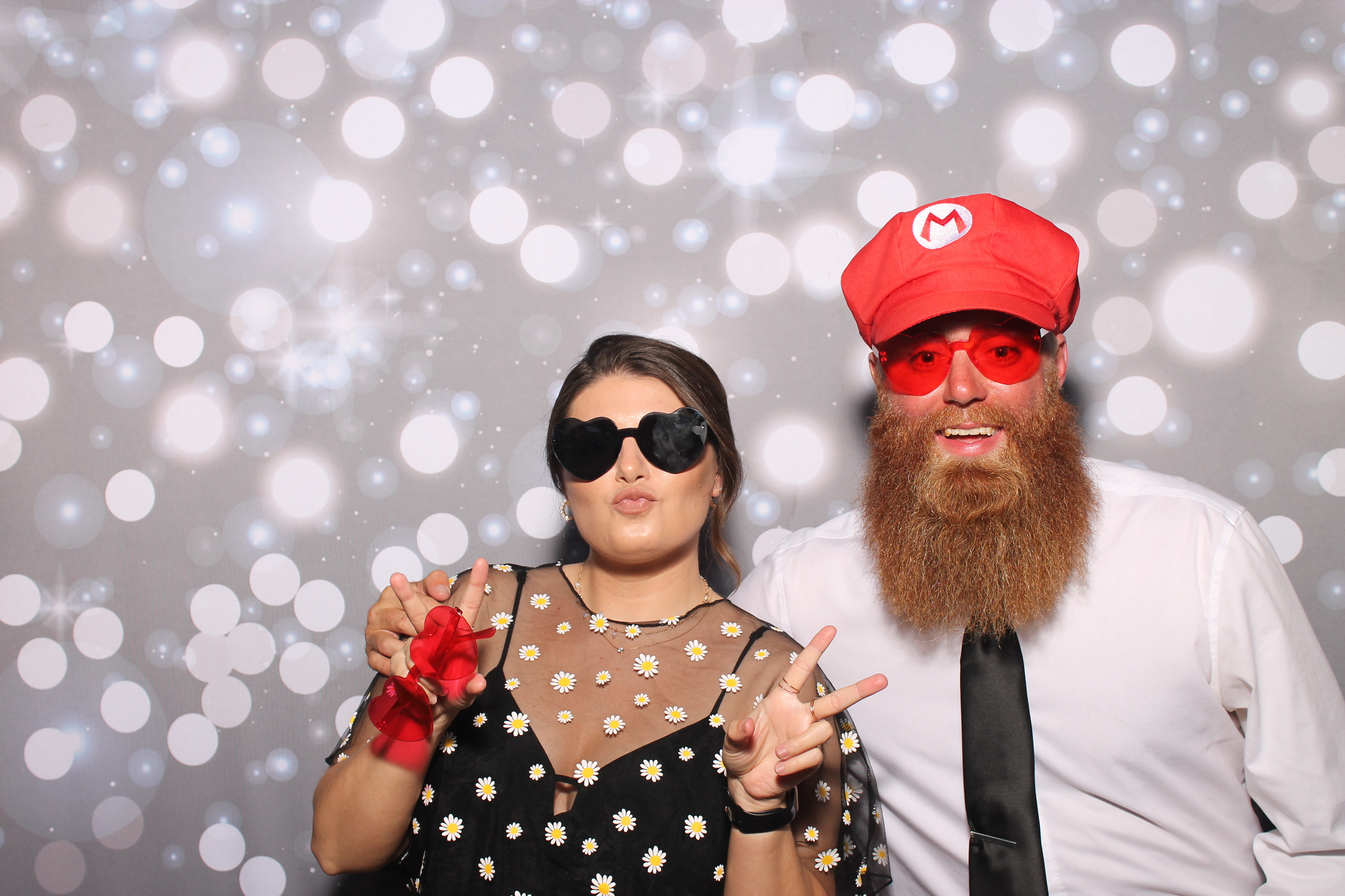 The Mercers | View more photos from the event at gallery.photoboothcincy.com/u/PhotoBoothCincy/The-Mercers