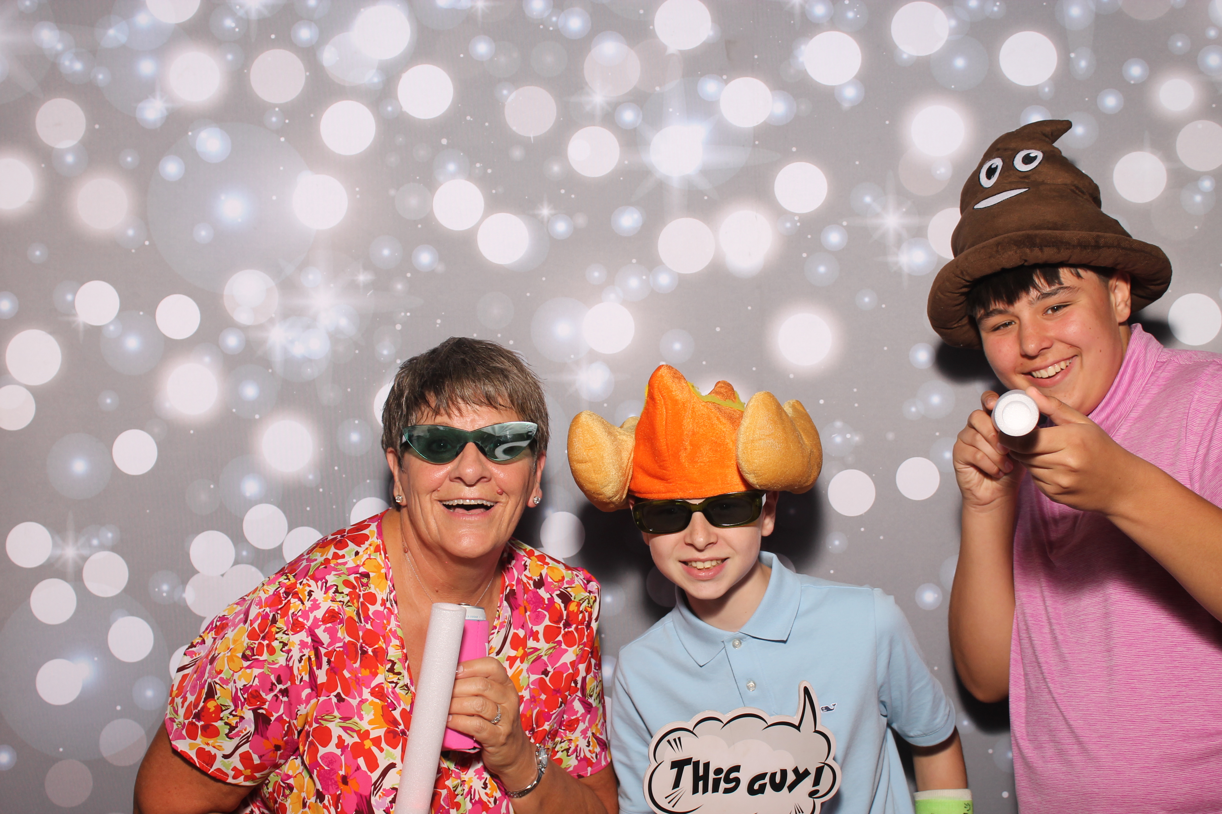 The Mercers | View more photos from the event at gallery.photoboothcincy.com/u/PhotoBoothCincy/The-Mercers