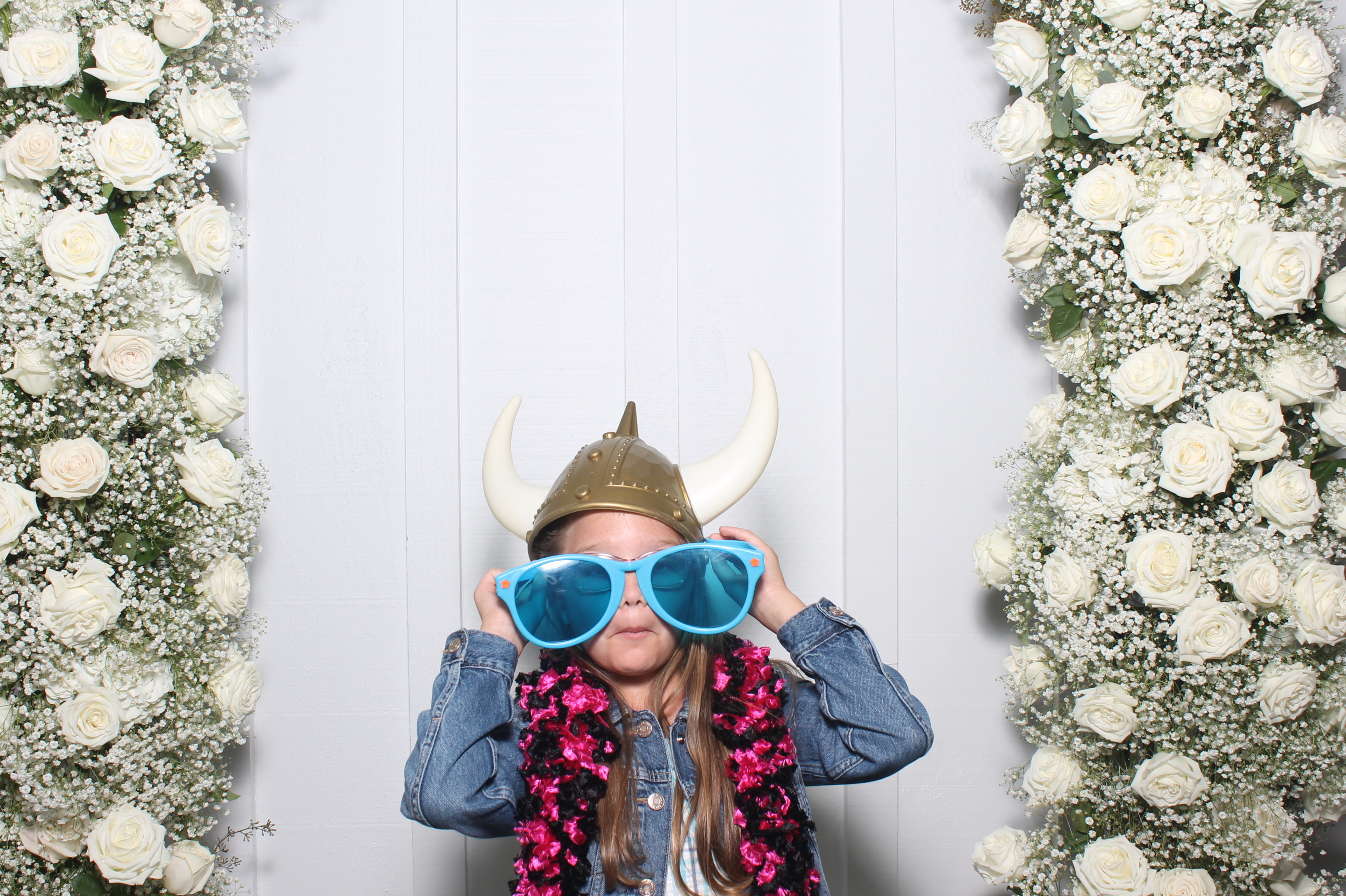 The Metz Wedding | View more photos from the event at gallery.photoboothcincy.com/u/PhotoBoothCincy/The-Metz-Wedding