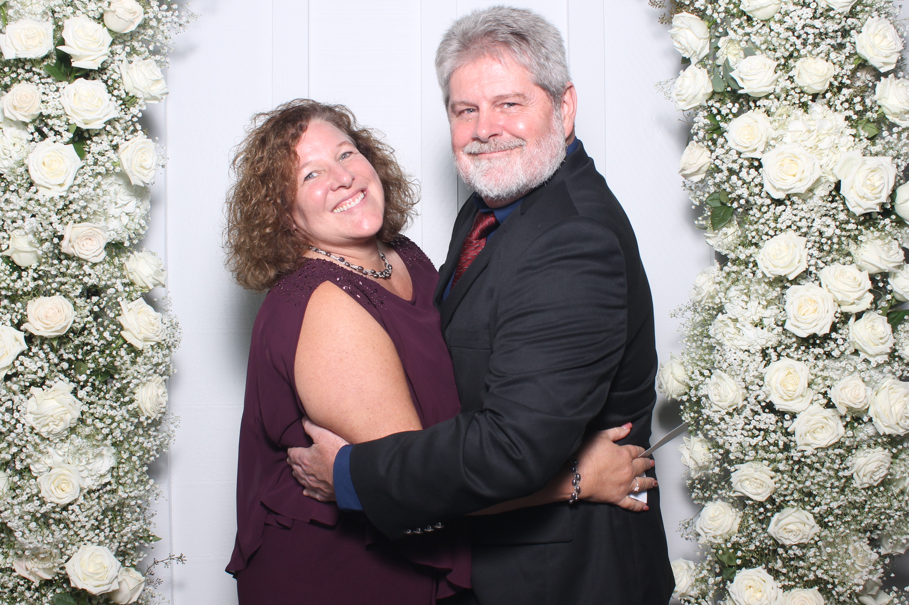 The Metz Wedding | View more photos from the event at gallery.photoboothcincy.com/u/PhotoBoothCincy/The-Metz-Wedding