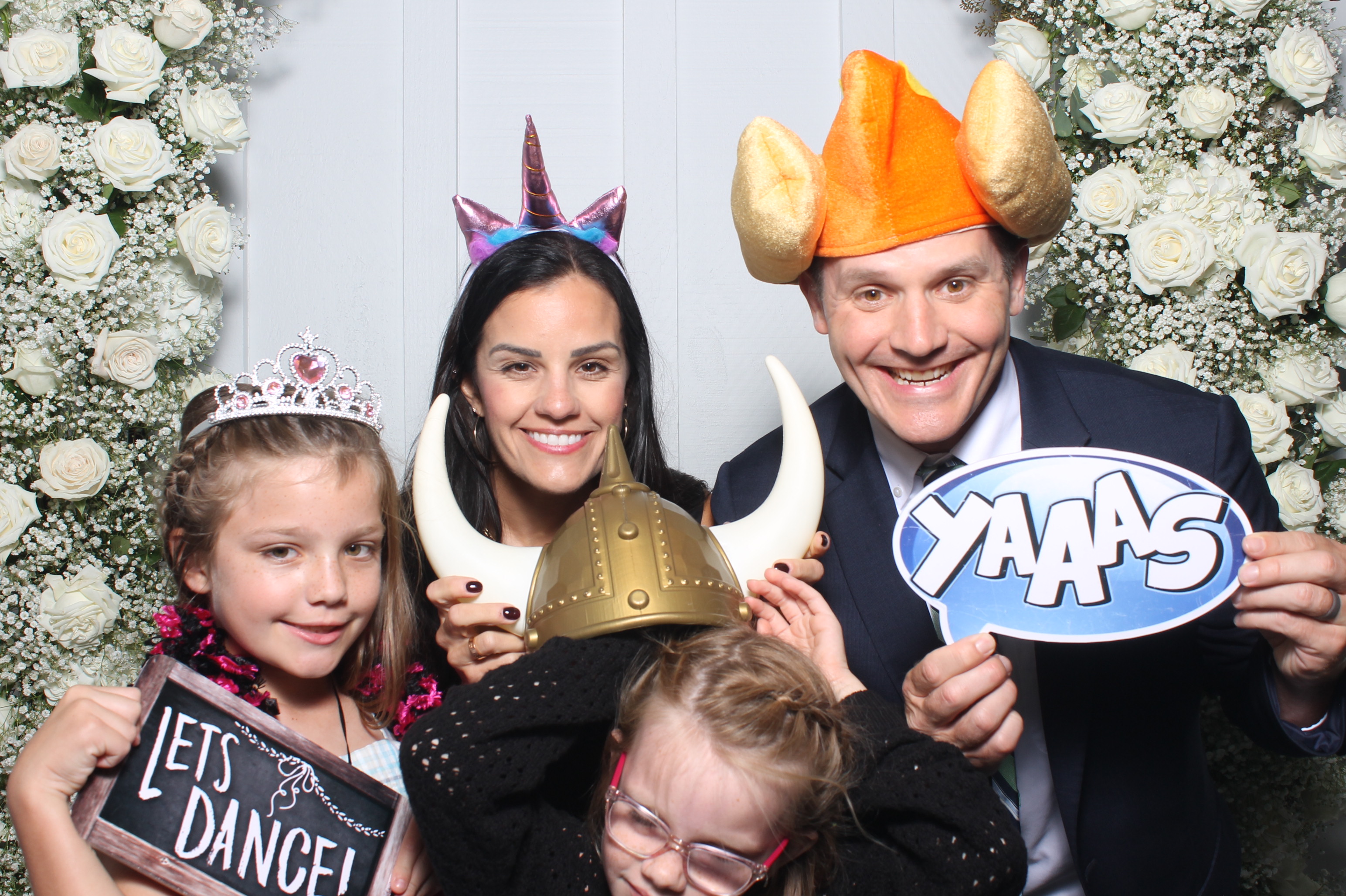 The Metz Wedding | View more photos from the event at gallery.photoboothcincy.com/u/PhotoBoothCincy/The-Metz-Wedding