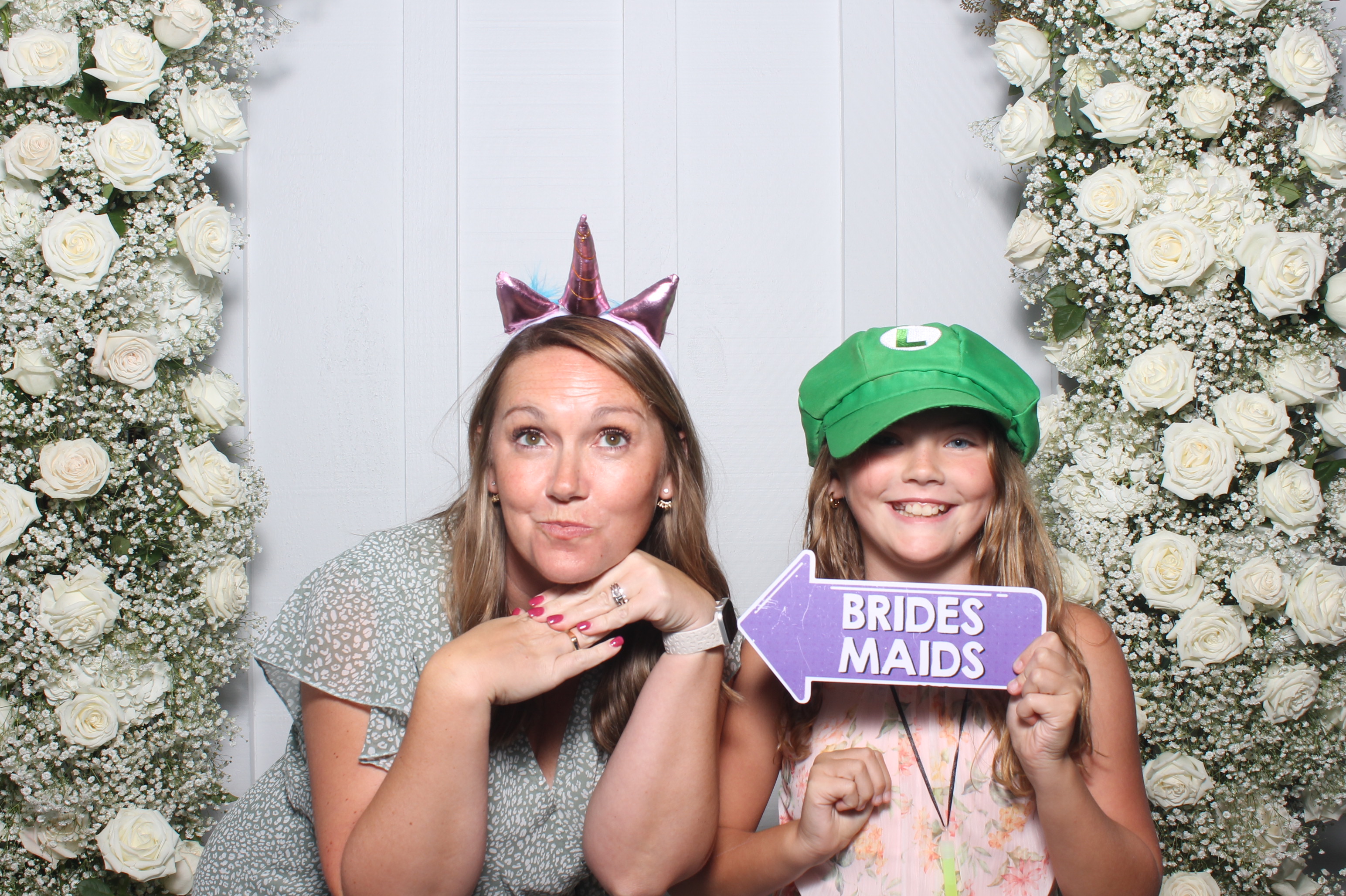 The Metz Wedding | View more photos from the event at gallery.photoboothcincy.com/u/PhotoBoothCincy/The-Metz-Wedding