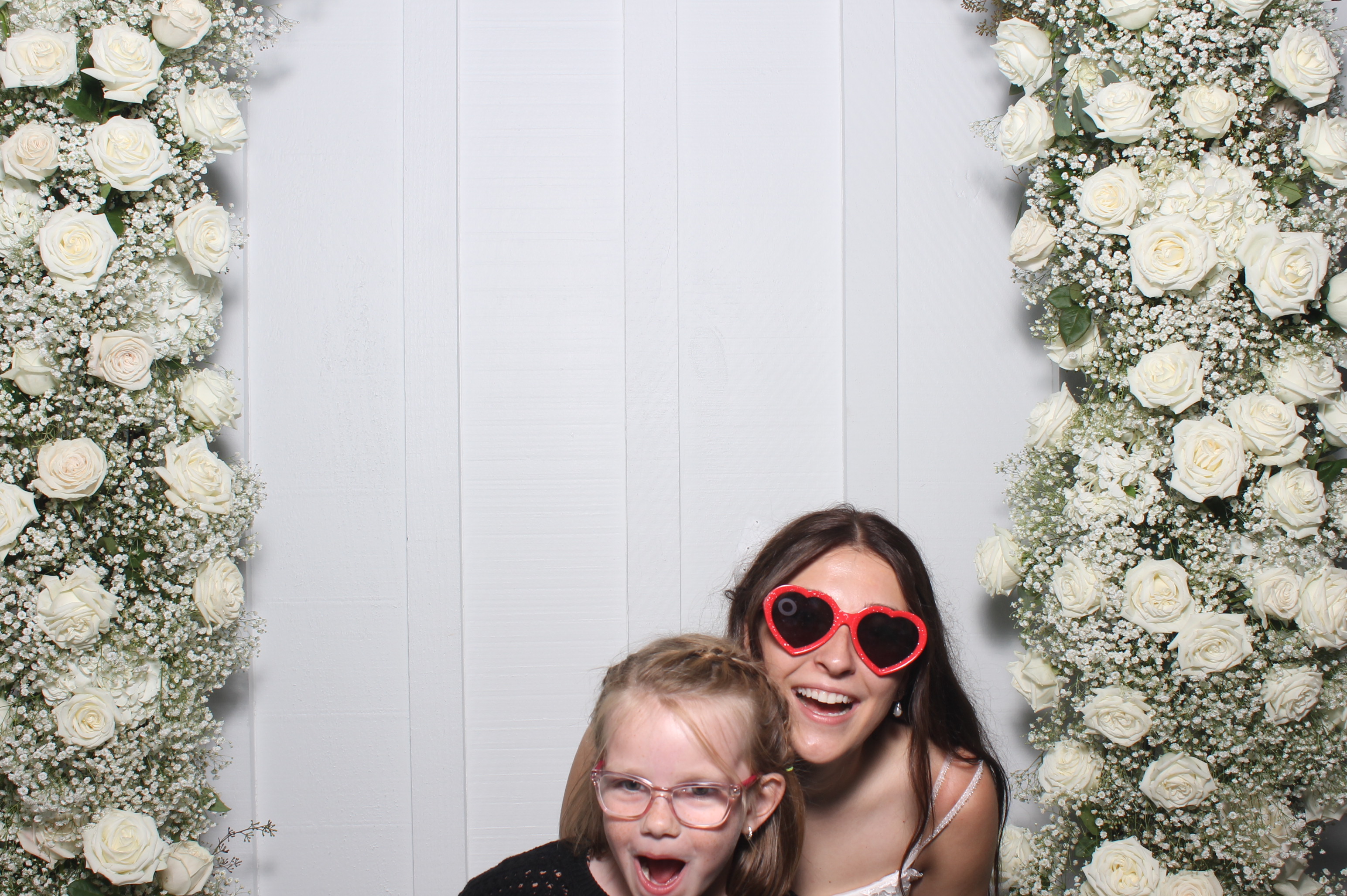 The Metz Wedding | View more photos from the event at gallery.photoboothcincy.com/u/PhotoBoothCincy/The-Metz-Wedding