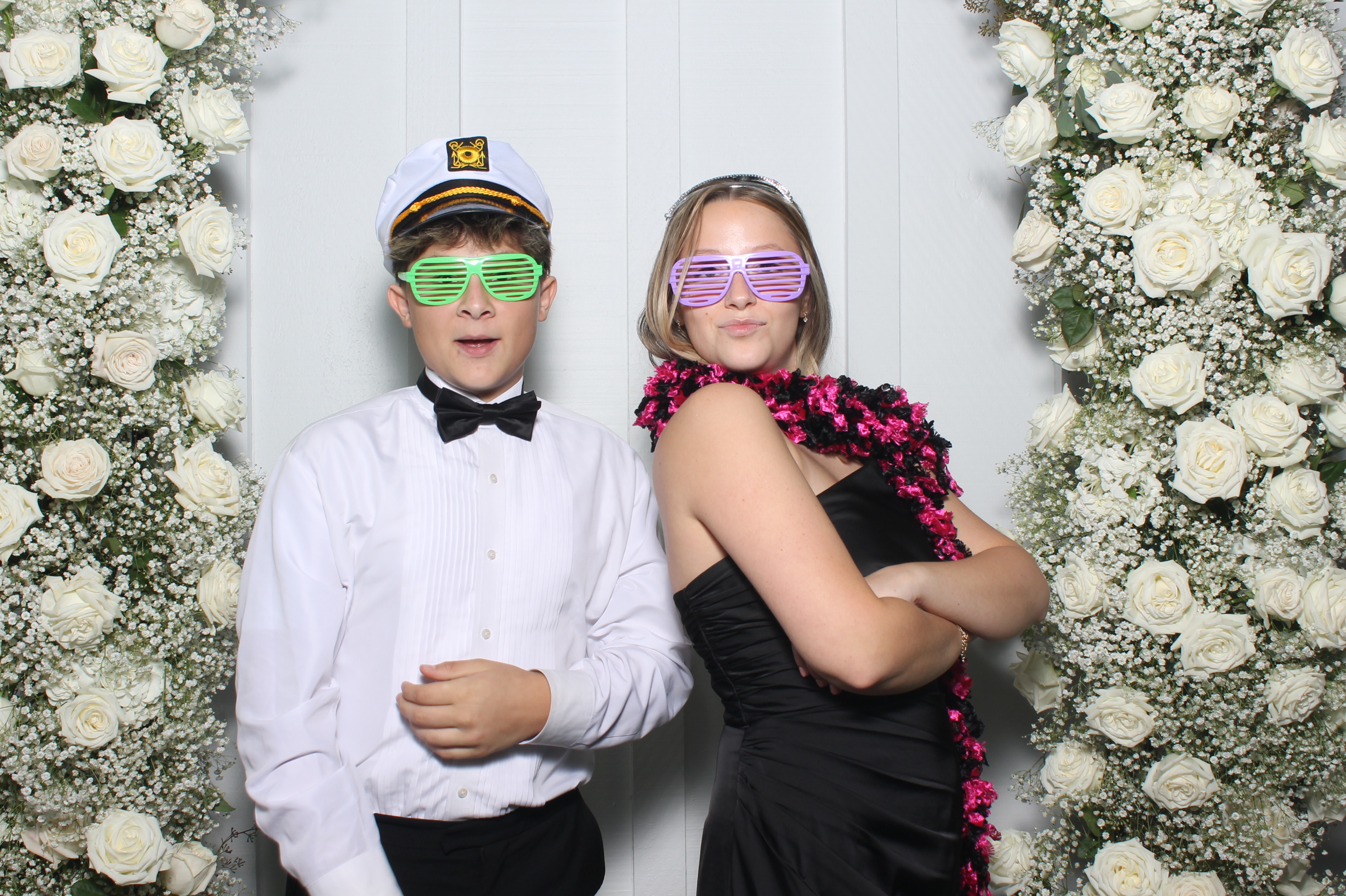 The Metz Wedding | View more photos from the event at gallery.photoboothcincy.com/u/PhotoBoothCincy/The-Metz-Wedding