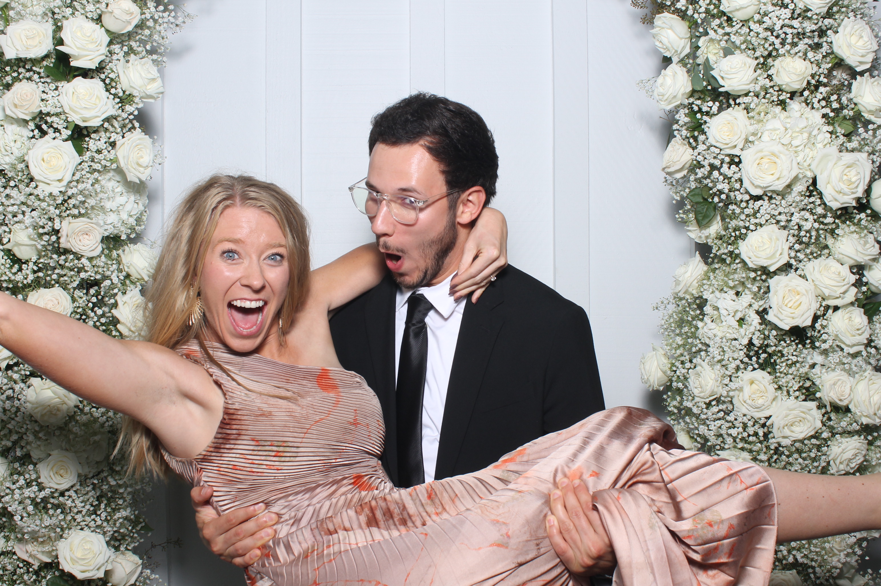 The Metz Wedding | View more photos from the event at gallery.photoboothcincy.com/u/PhotoBoothCincy/The-Metz-Wedding