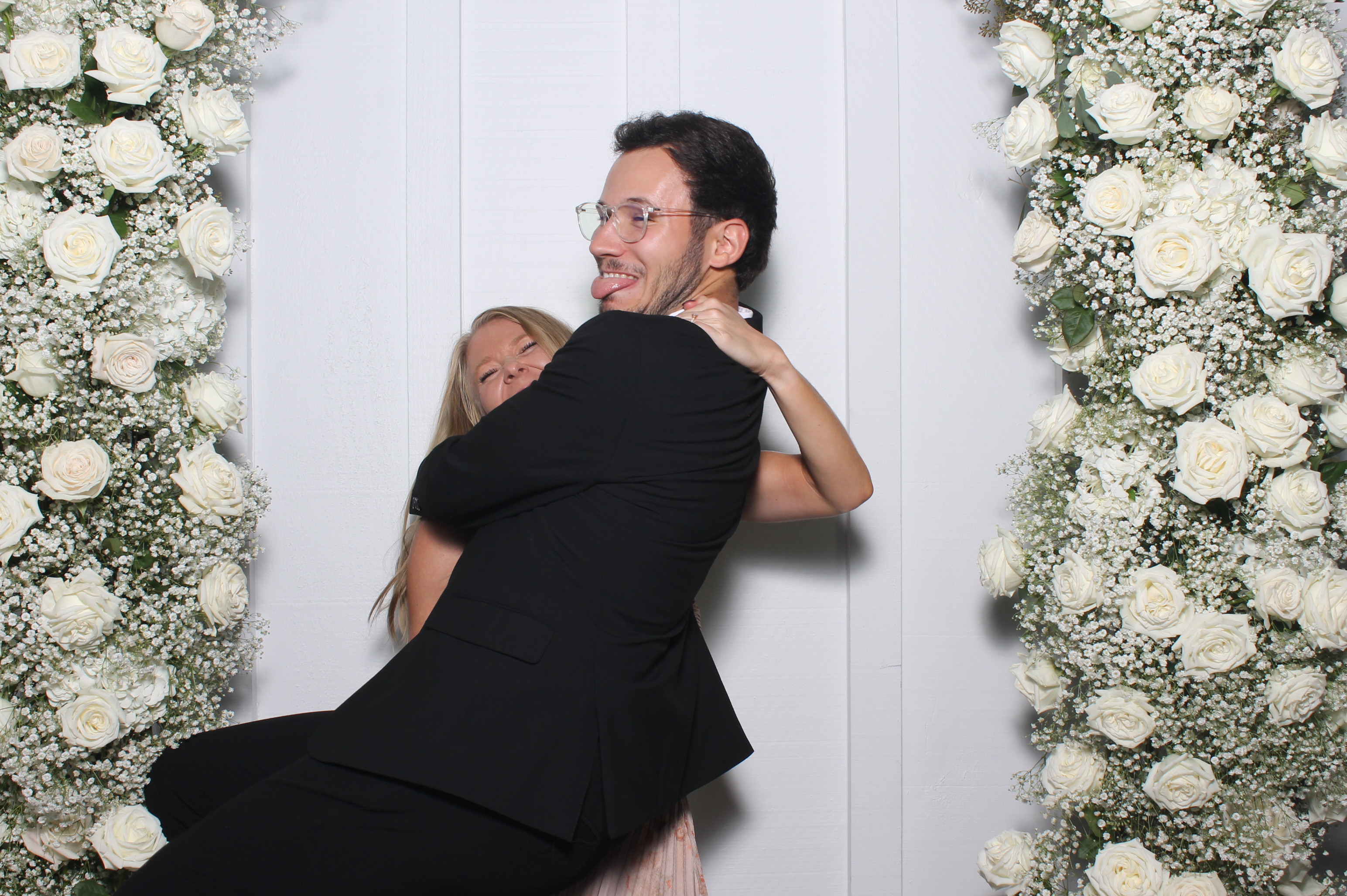 The Metz Wedding | View more photos from the event at gallery.photoboothcincy.com/u/PhotoBoothCincy/The-Metz-Wedding