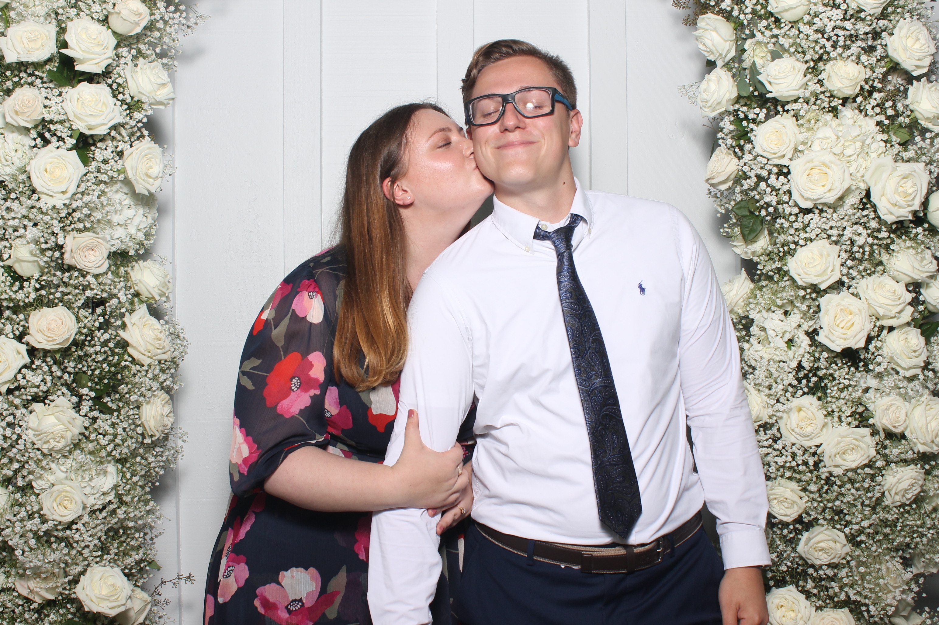 The Metz Wedding | View more photos from the event at gallery.photoboothcincy.com/u/PhotoBoothCincy/The-Metz-Wedding