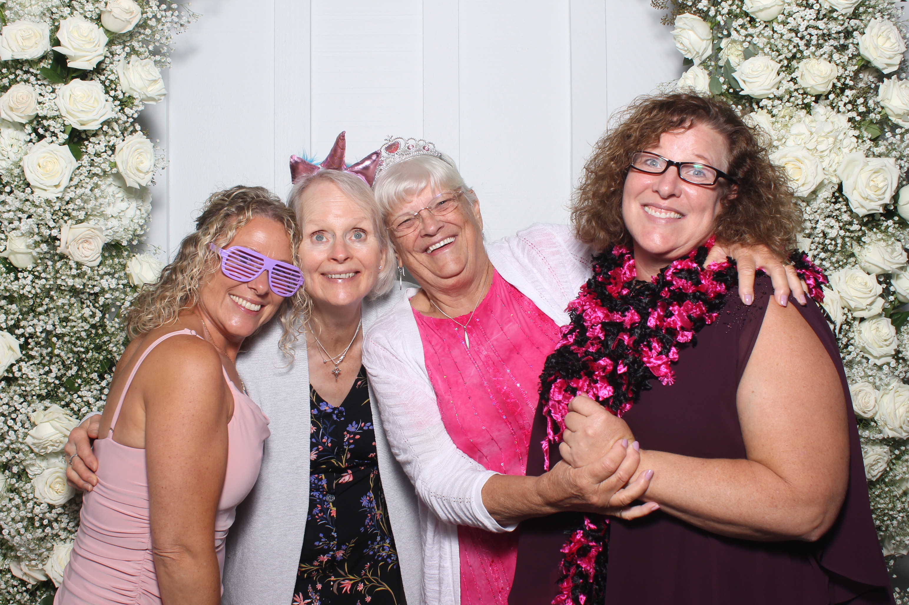 The Metz Wedding | View more photos from the event at gallery.photoboothcincy.com/u/PhotoBoothCincy/The-Metz-Wedding