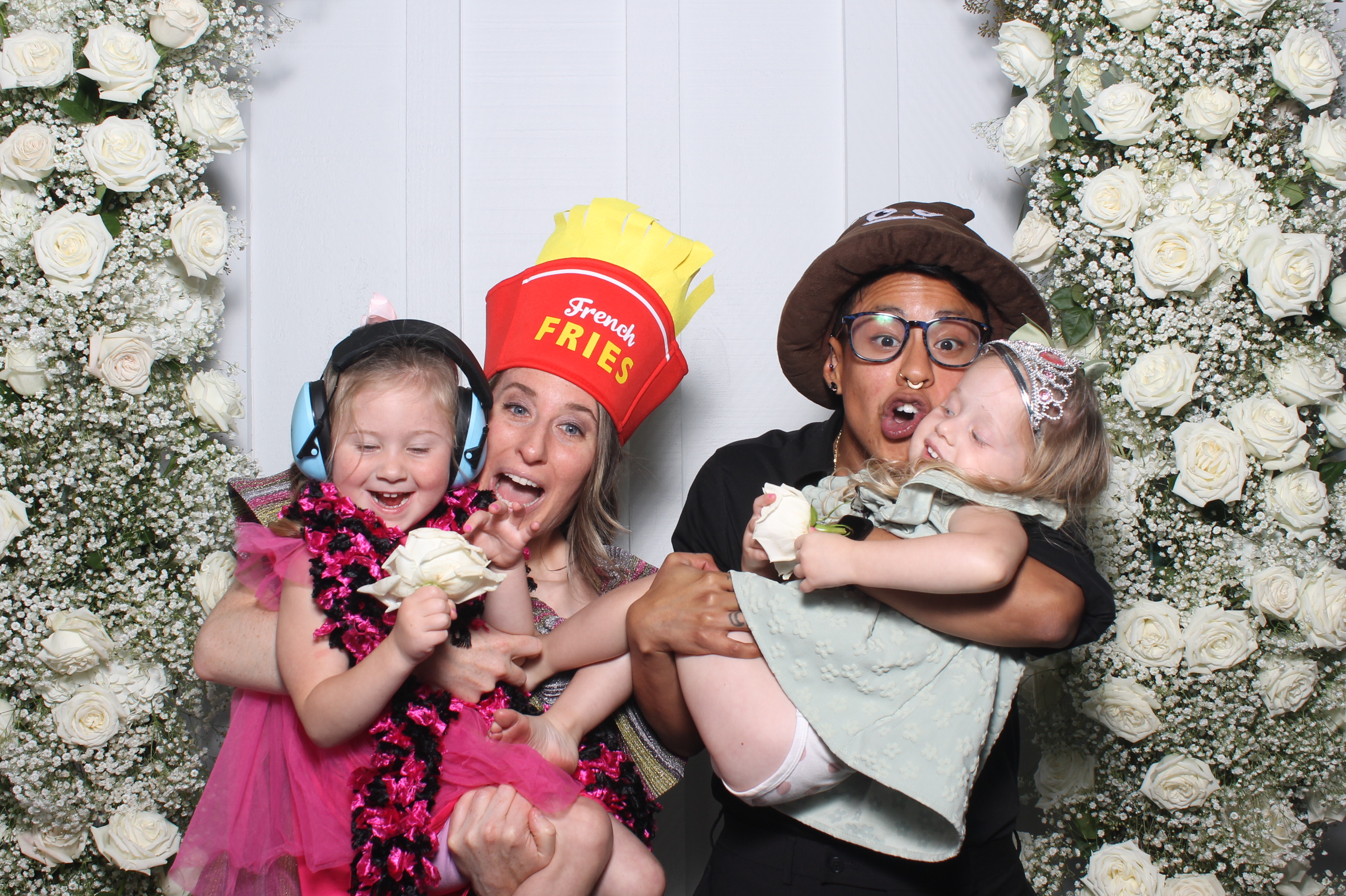 The Metz Wedding | View more photos from the event at gallery.photoboothcincy.com/u/PhotoBoothCincy/The-Metz-Wedding