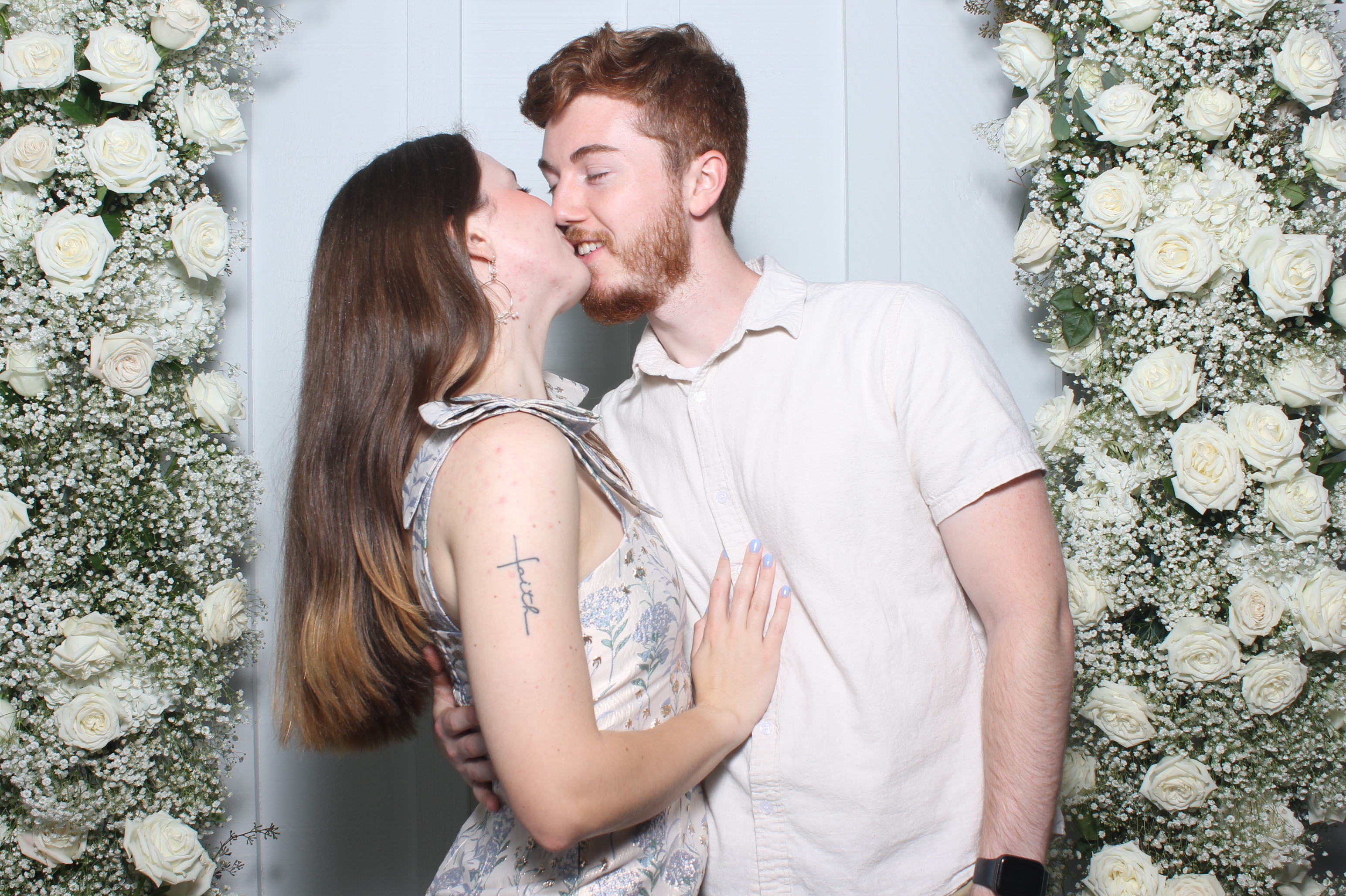The Metz Wedding | View more photos from the event at gallery.photoboothcincy.com/u/PhotoBoothCincy/The-Metz-Wedding