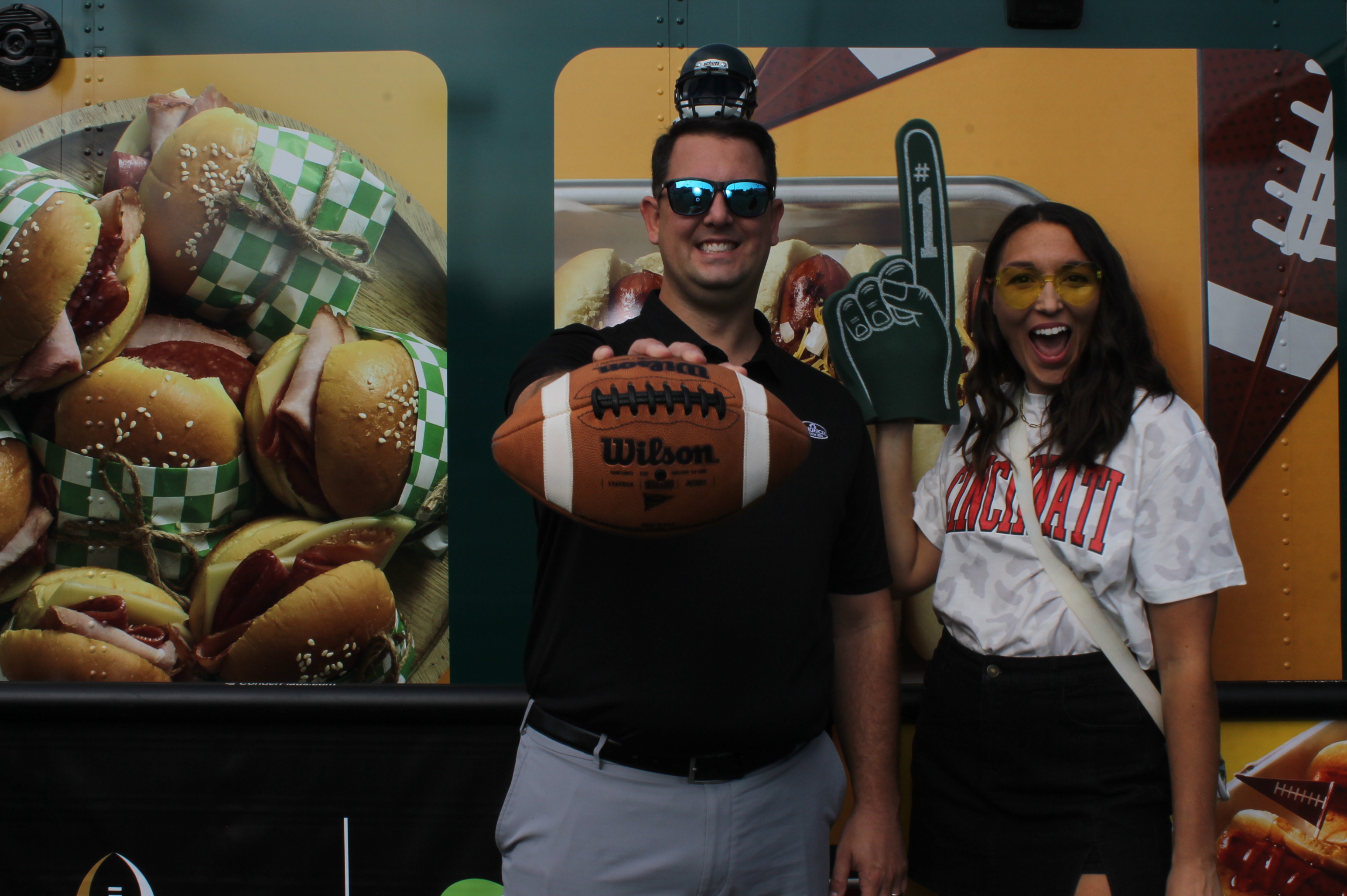 UC vs Houston | View more photos from the event at gallery.photoboothcincy.com/u/PhotoBoothCincy/UC-vs-Houston