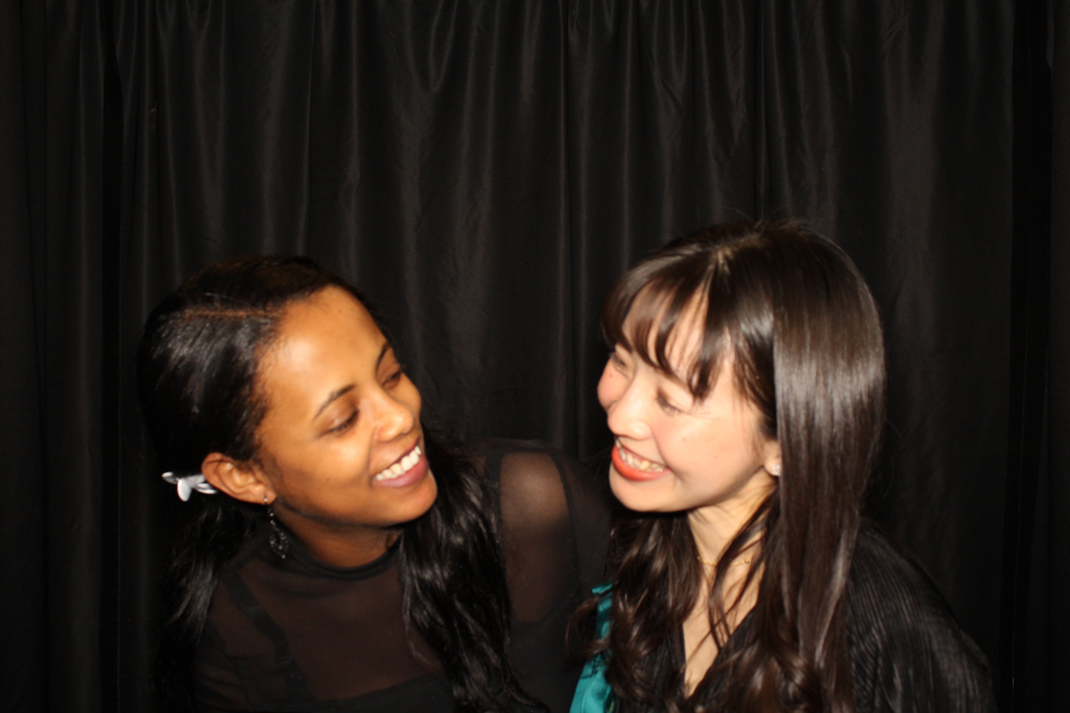 USUI International Holiday Party | View more photos from the event at gallery.photoboothcincy.com/u/PhotoBoothCincy/USUI-International-Holiday-Party