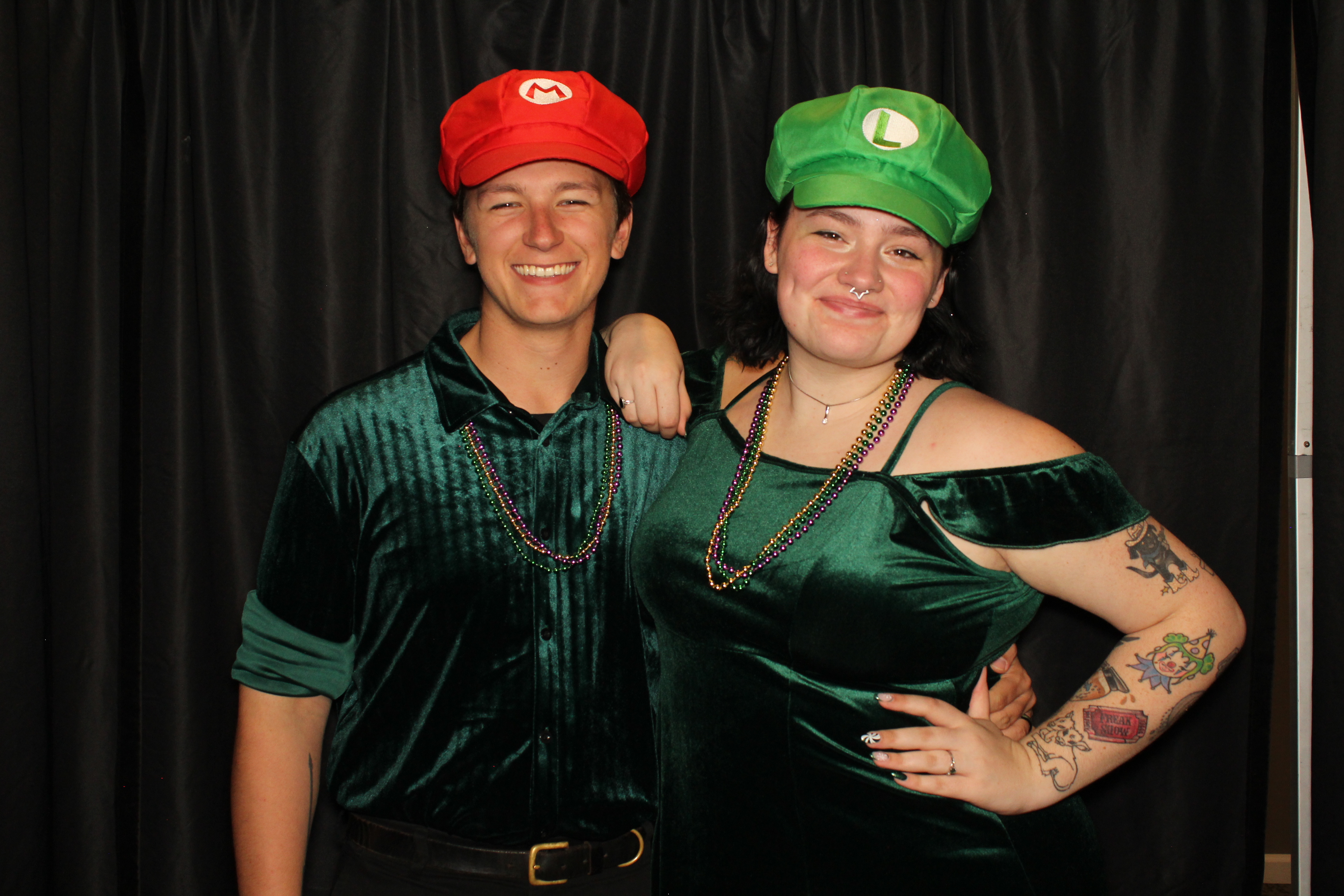 USUI International Holiday Party | View more photos from the event at gallery.photoboothcincy.com/u/PhotoBoothCincy/USUI-International-Holiday-Party