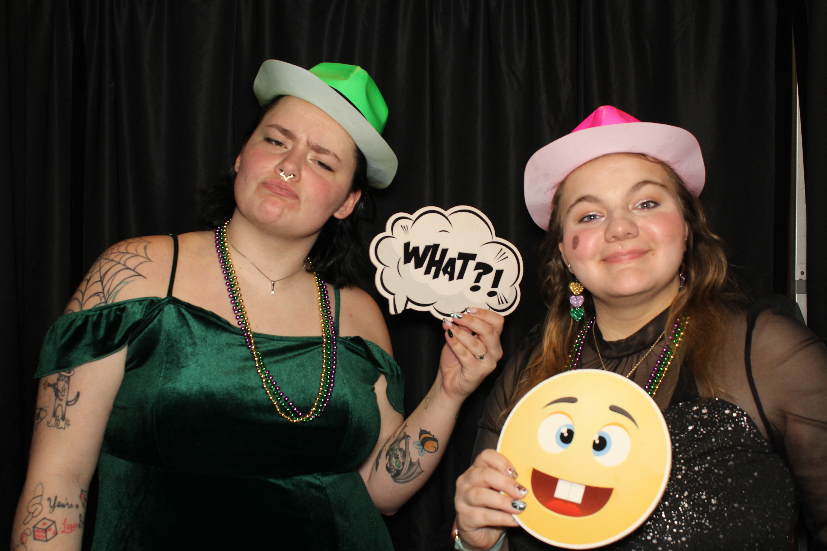 USUI International Holiday Party | View more photos from the event at gallery.photoboothcincy.com/u/PhotoBoothCincy/USUI-International-Holiday-Party