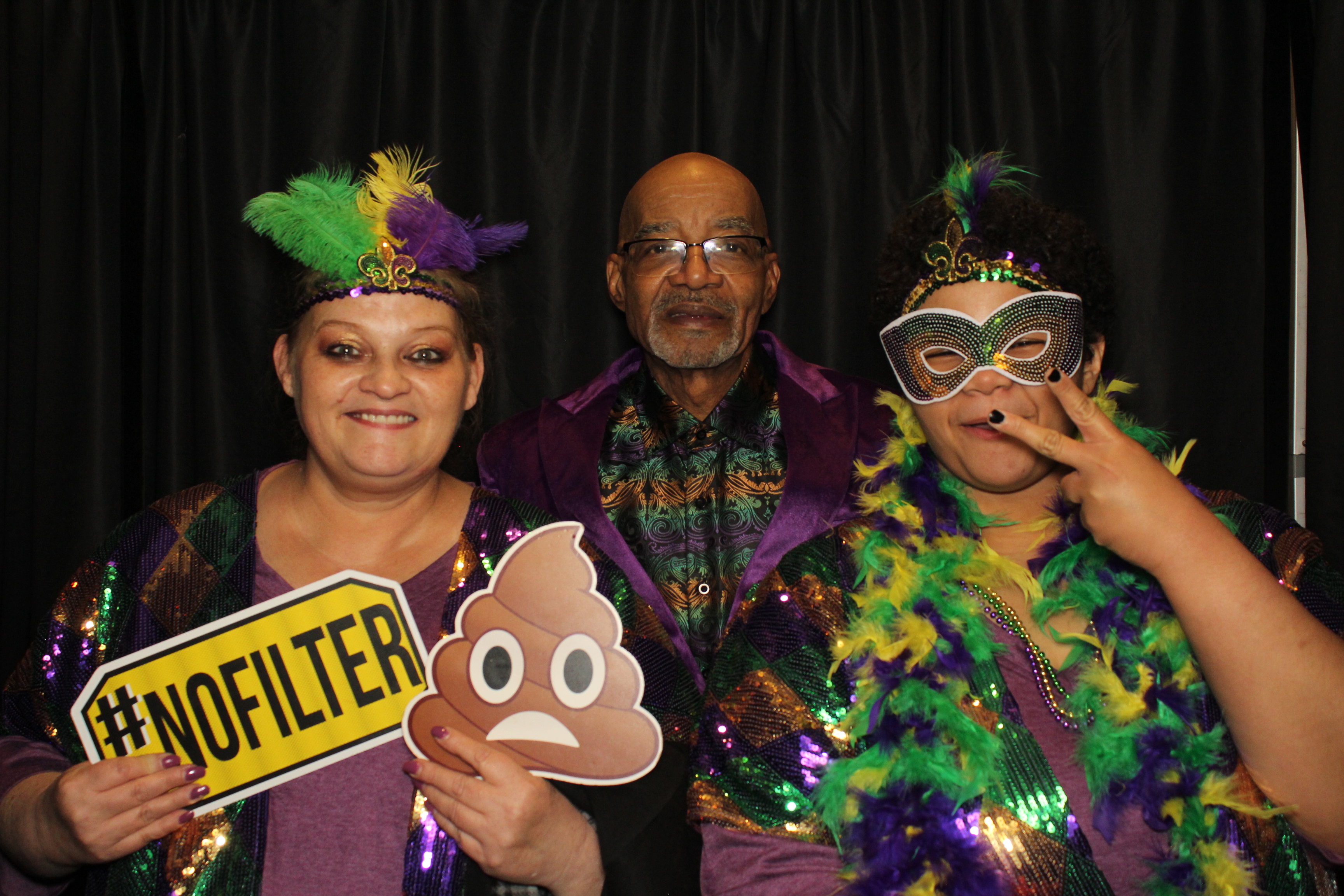 USUI International Holiday Party | View more photos from the event at gallery.photoboothcincy.com/u/PhotoBoothCincy/USUI-International-Holiday-Party
