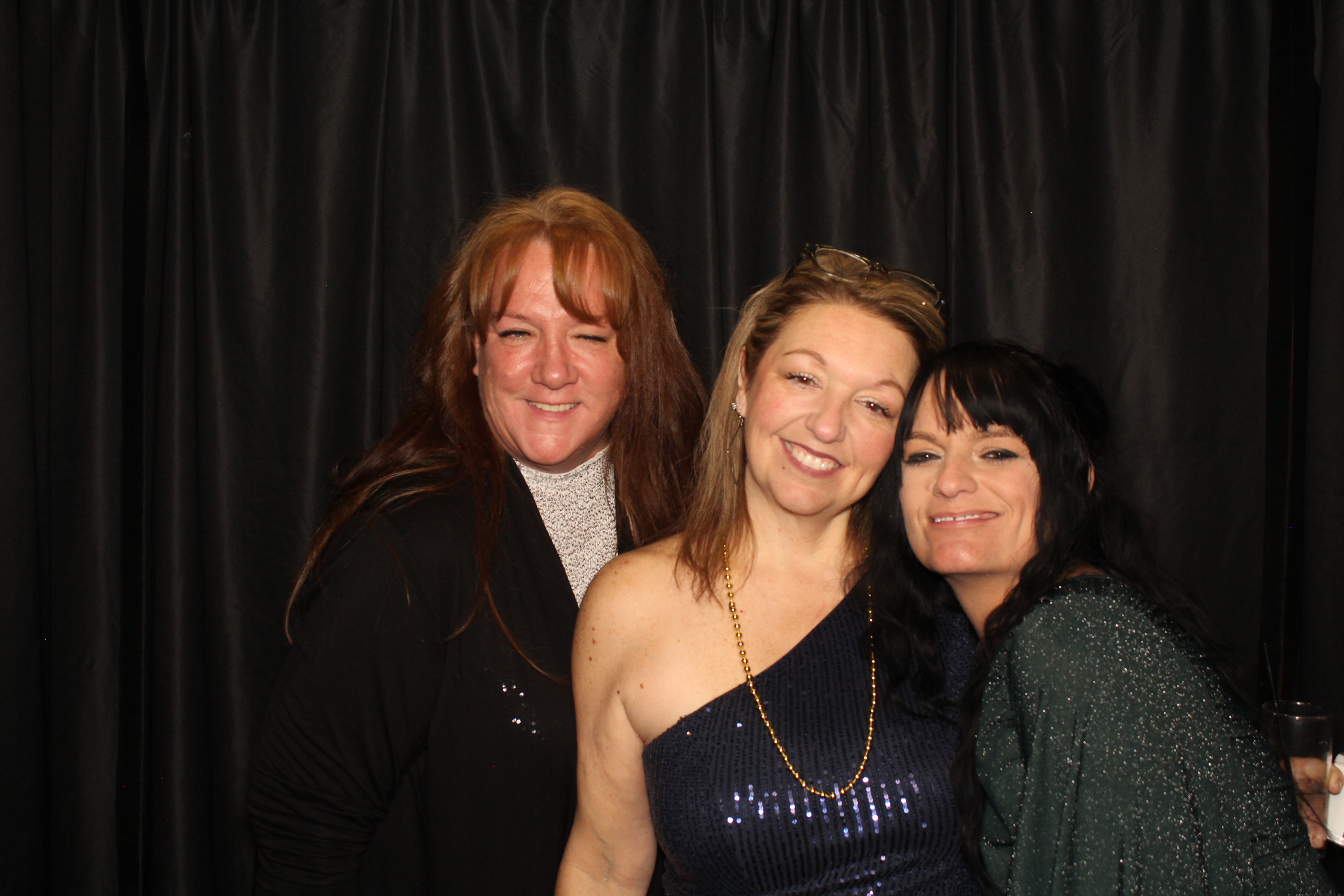 USUI International Holiday Party | View more photos from the event at gallery.photoboothcincy.com/u/PhotoBoothCincy/USUI-International-Holiday-Party