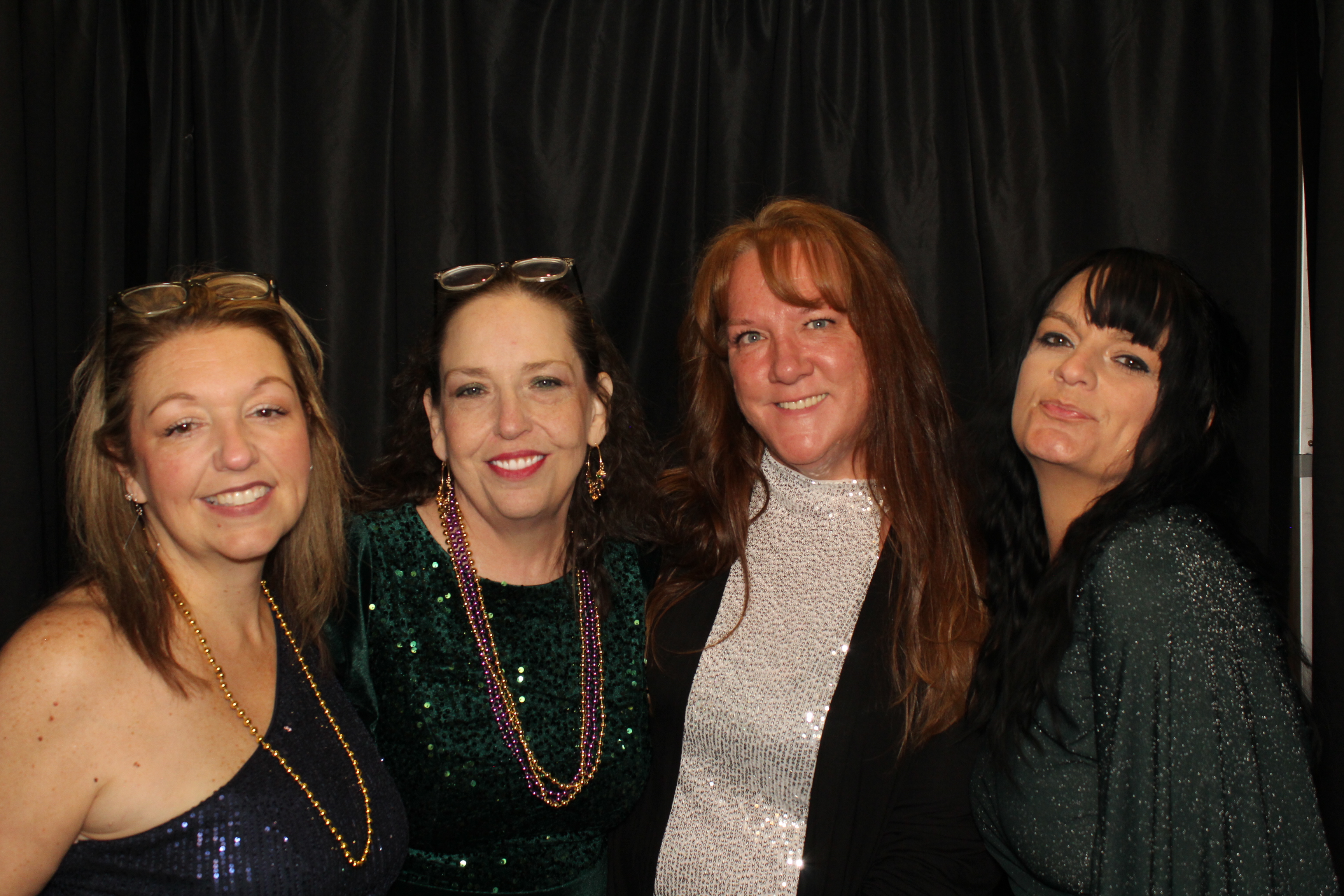 USUI International Holiday Party | View more photos from the event at gallery.photoboothcincy.com/u/PhotoBoothCincy/USUI-International-Holiday-Party