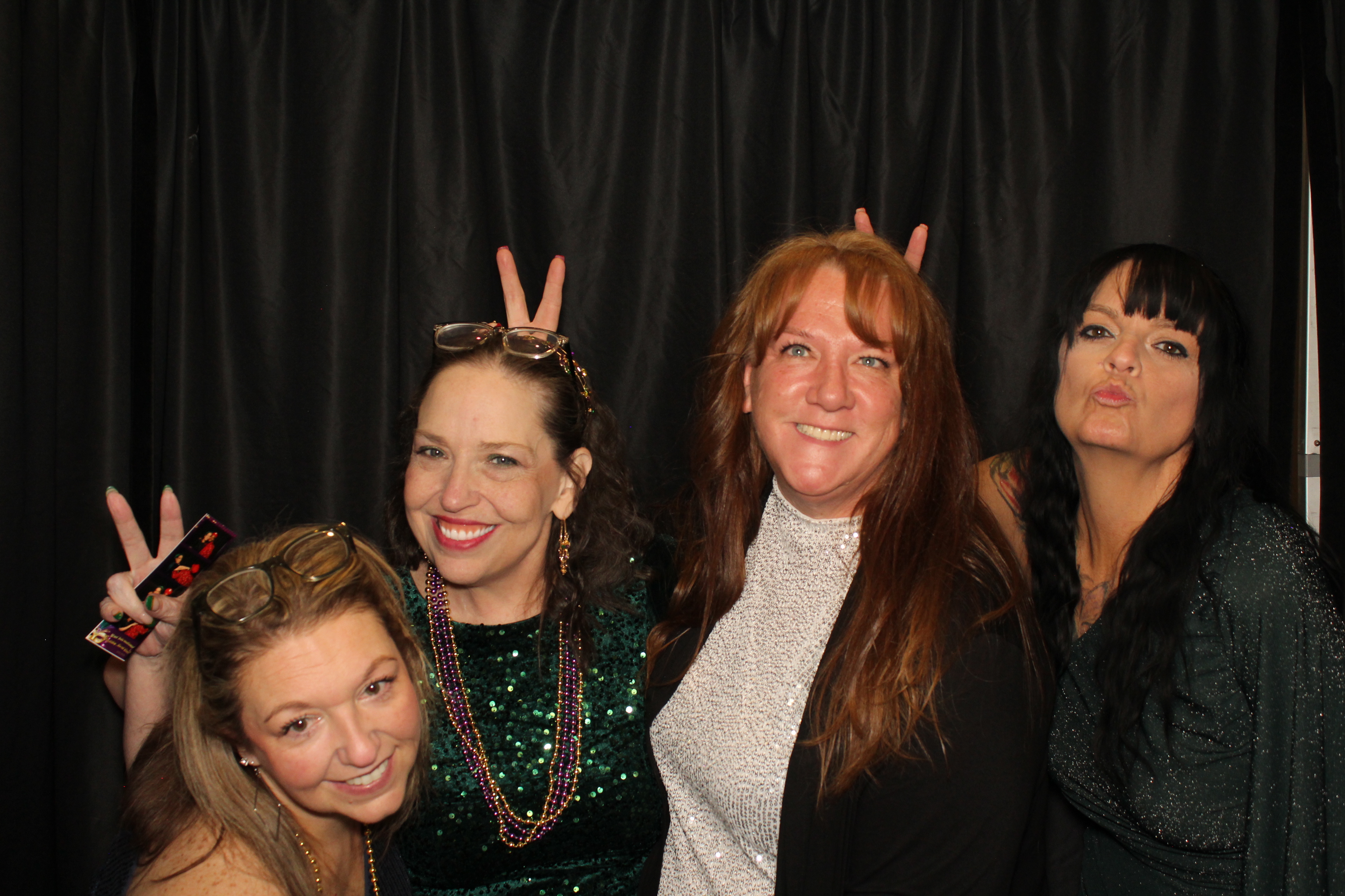 USUI International Holiday Party | View more photos from the event at gallery.photoboothcincy.com/u/PhotoBoothCincy/USUI-International-Holiday-Party