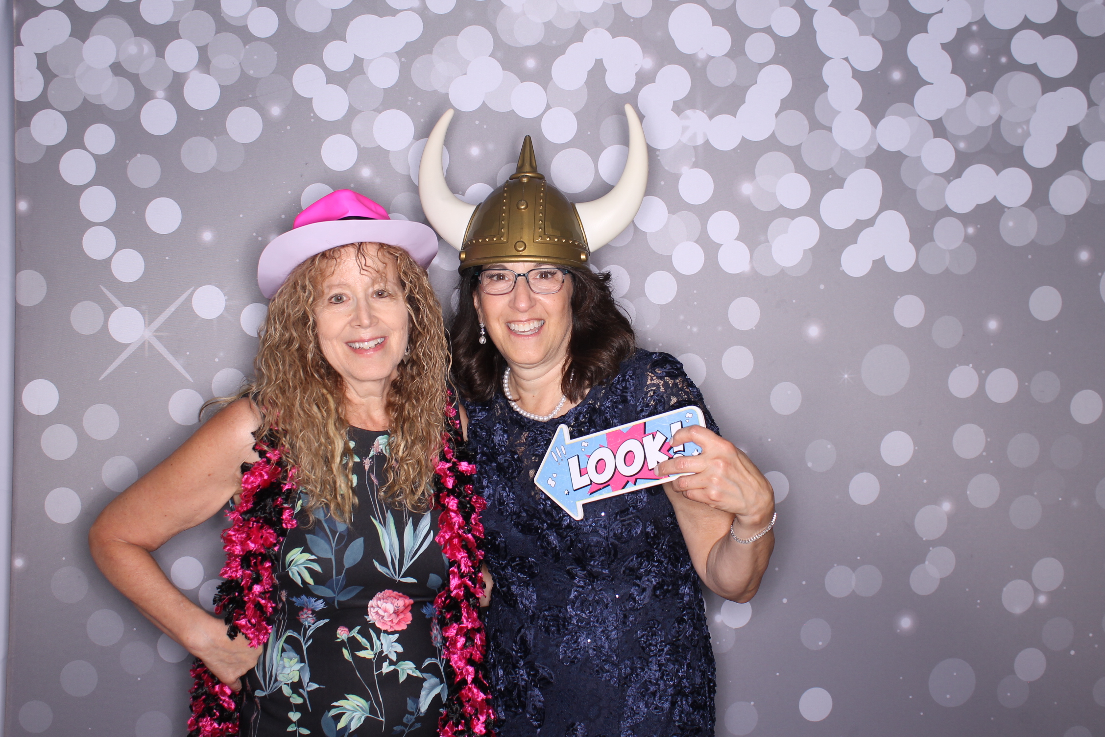 Valerie Klette Reception | View more photos from the event at gallery.photoboothcincy.com/u/PhotoBoothCincy/Valerie-Klette-Reception