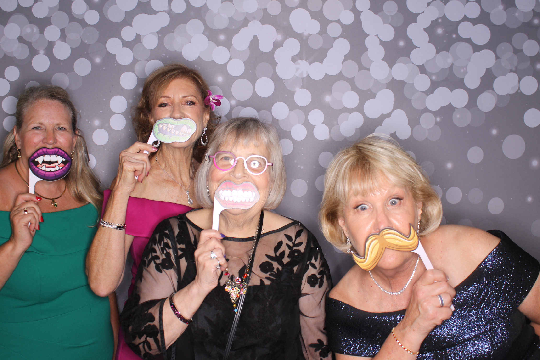 Valerie Klette Reception | View more photos from the event at gallery.photoboothcincy.com/u/PhotoBoothCincy/Valerie-Klette-Reception