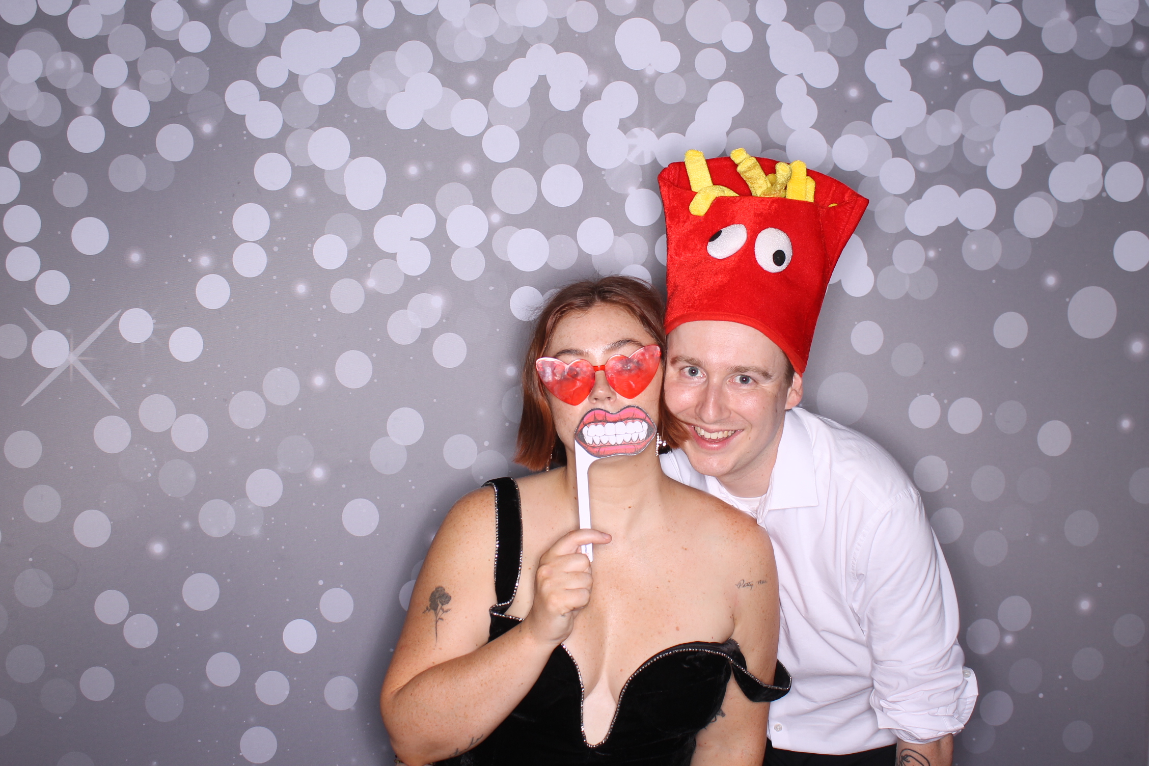 Valerie Klette Reception | View more photos from the event at gallery.photoboothcincy.com/u/PhotoBoothCincy/Valerie-Klette-Reception
