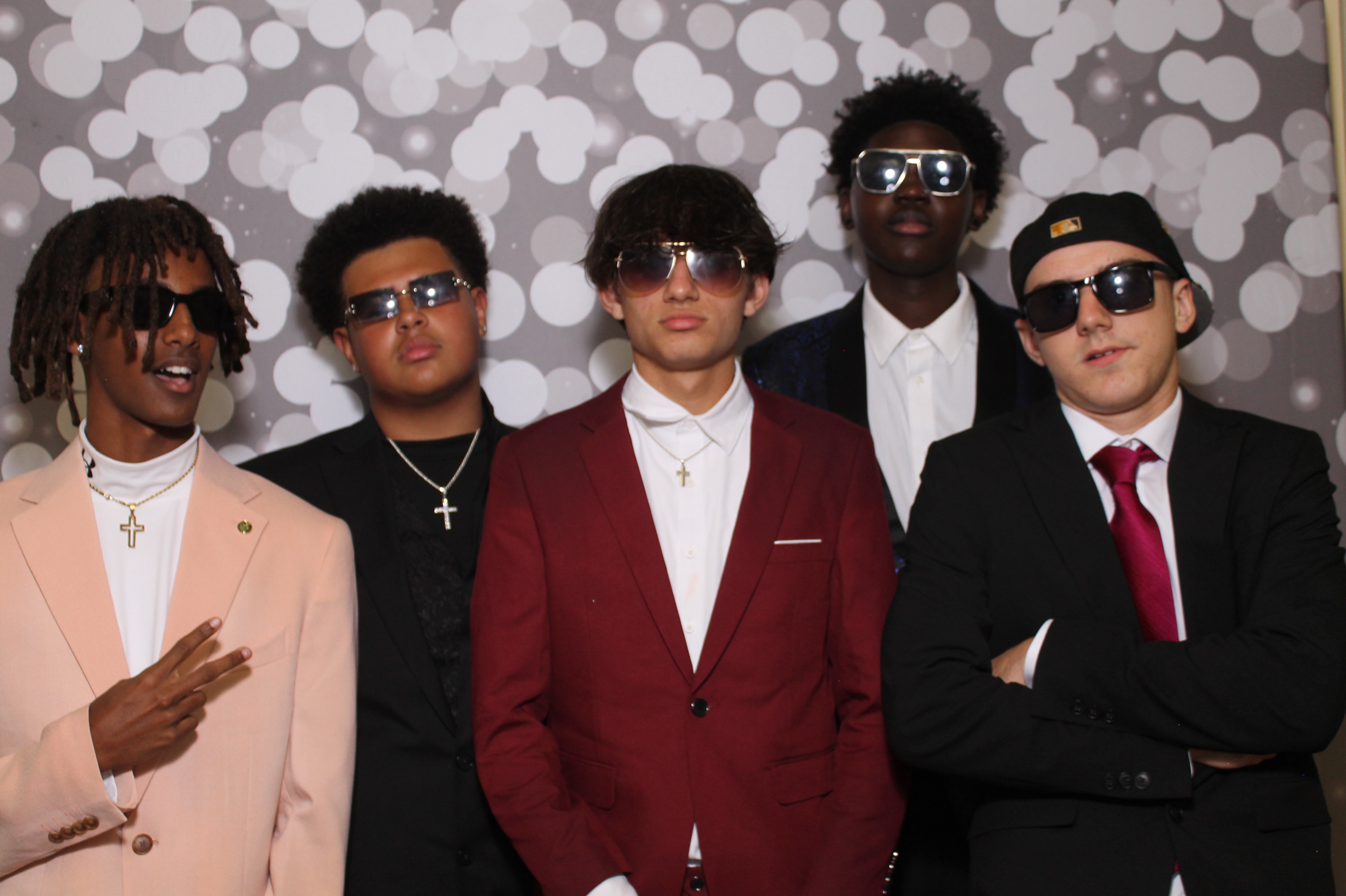 Walnut Hills Homecoming | View more photos from the event at gallery.photoboothcincy.com/u/PhotoBoothCincy/Walnut-Hills-Homecoming