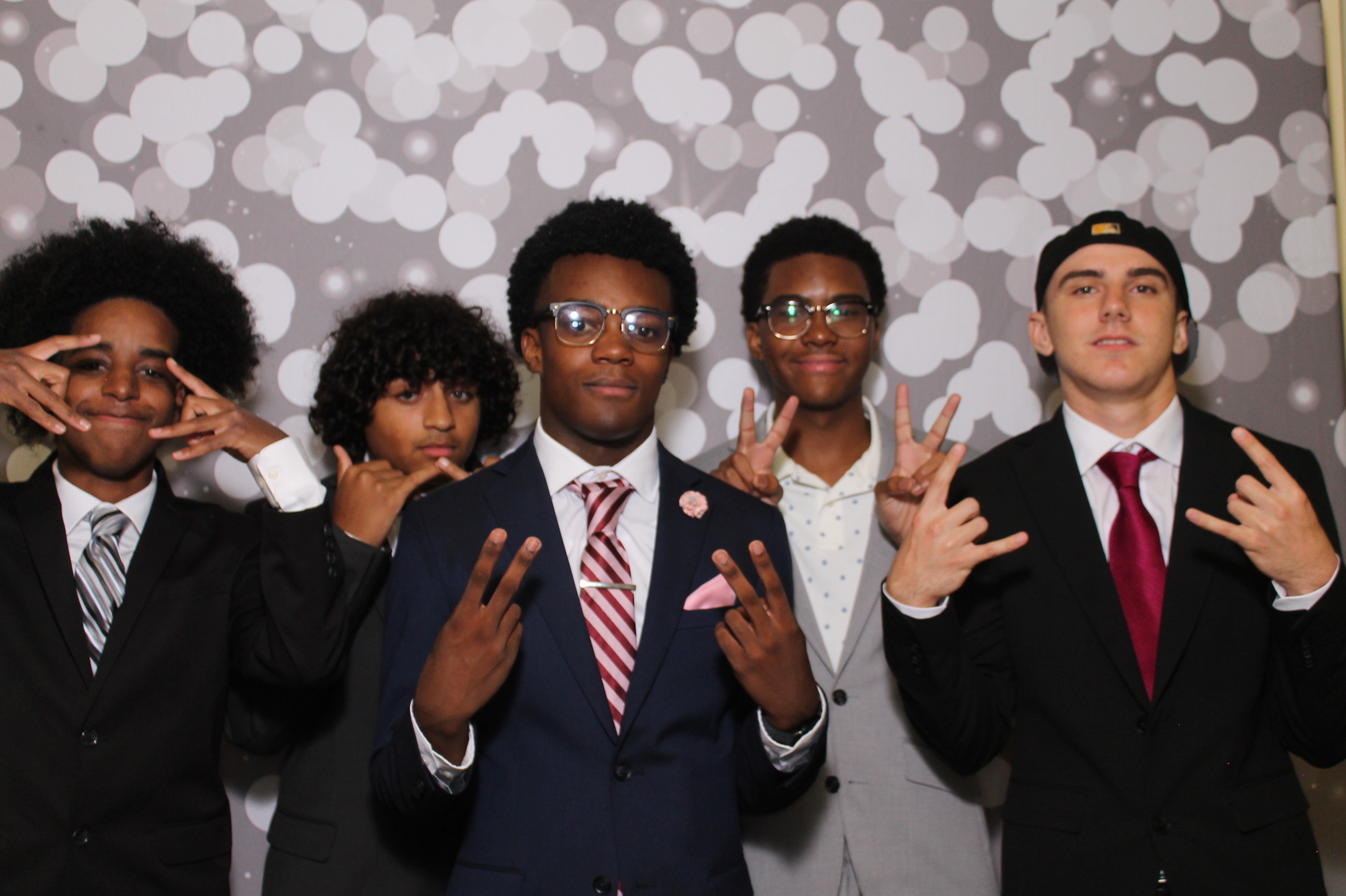 Walnut Hills Homecoming | View more photos from the event at gallery.photoboothcincy.com/u/PhotoBoothCincy/Walnut-Hills-Homecoming