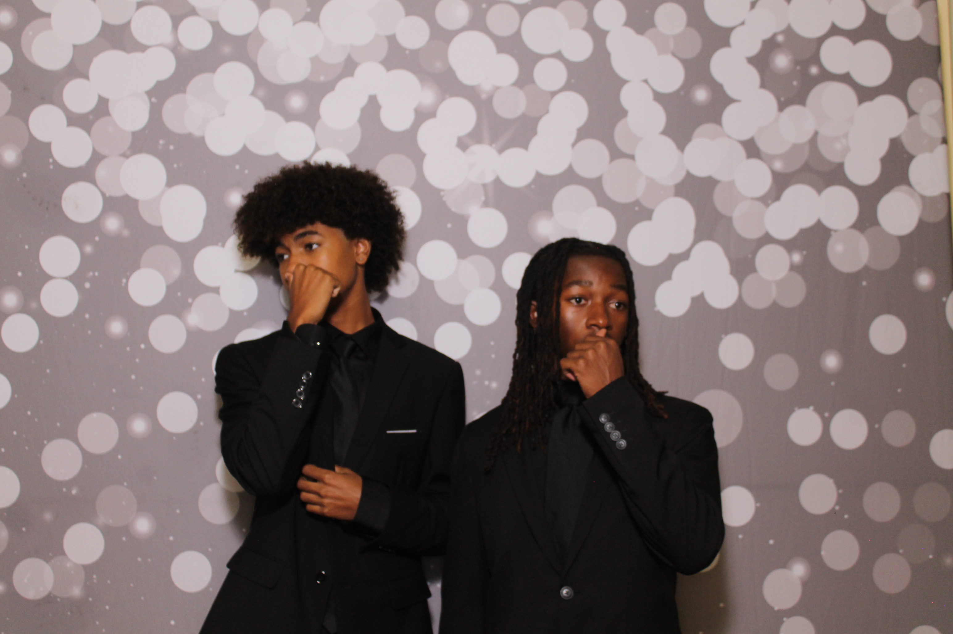 Walnut Hills Homecoming | View more photos from the event at gallery.photoboothcincy.com/u/PhotoBoothCincy/Walnut-Hills-Homecoming