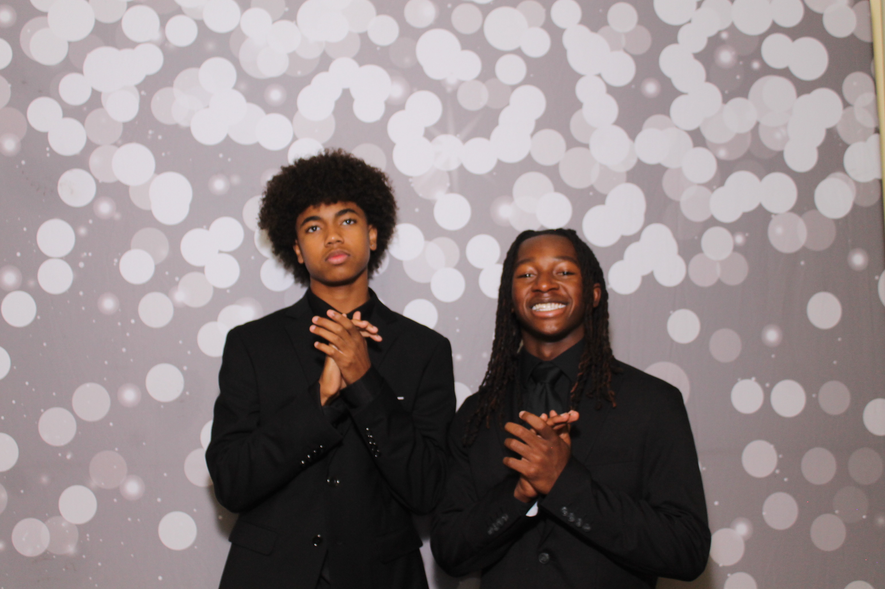 Walnut Hills Homecoming | View more photos from the event at gallery.photoboothcincy.com/u/PhotoBoothCincy/Walnut-Hills-Homecoming