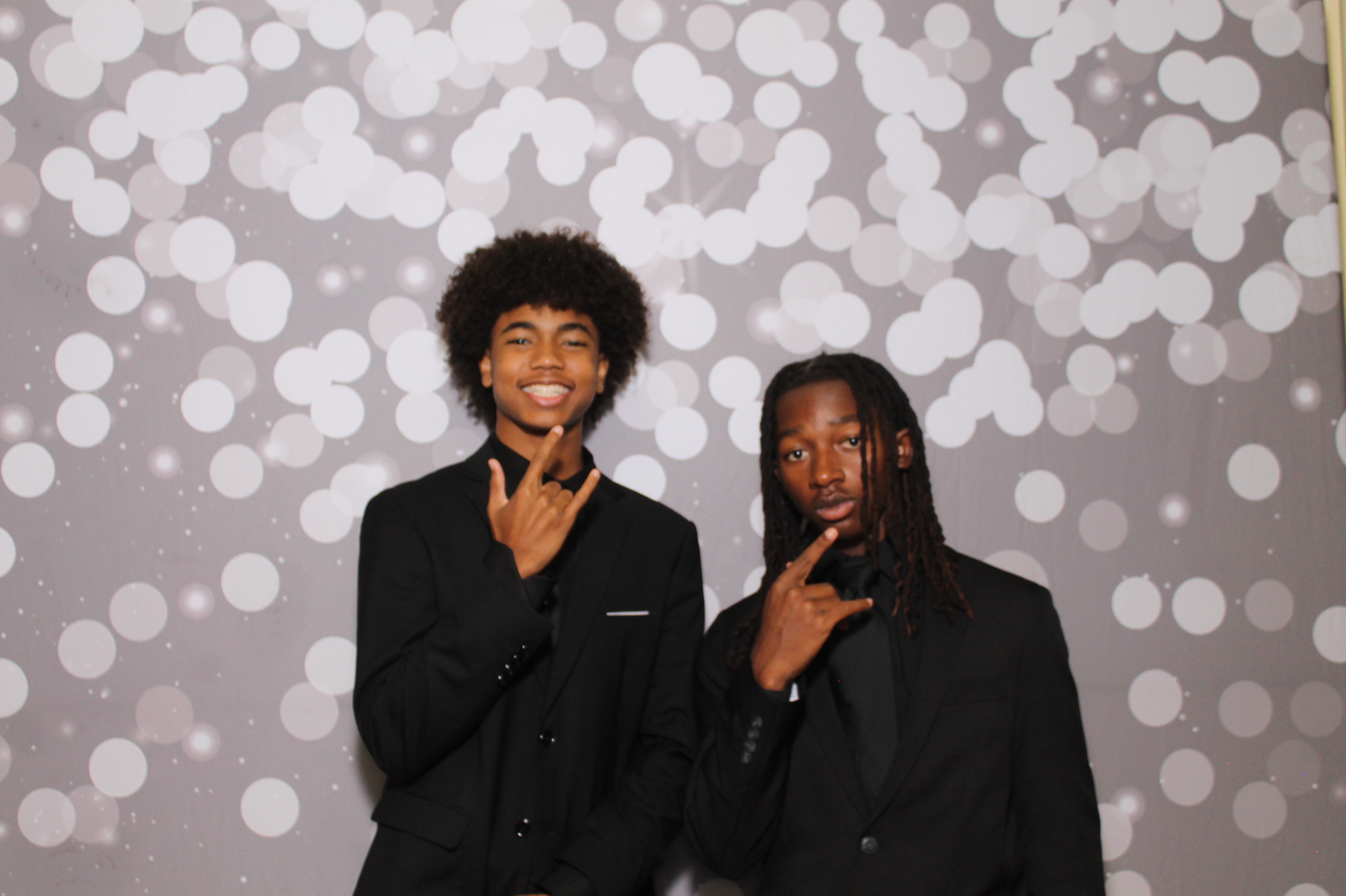 Walnut Hills Homecoming | View more photos from the event at gallery.photoboothcincy.com/u/PhotoBoothCincy/Walnut-Hills-Homecoming