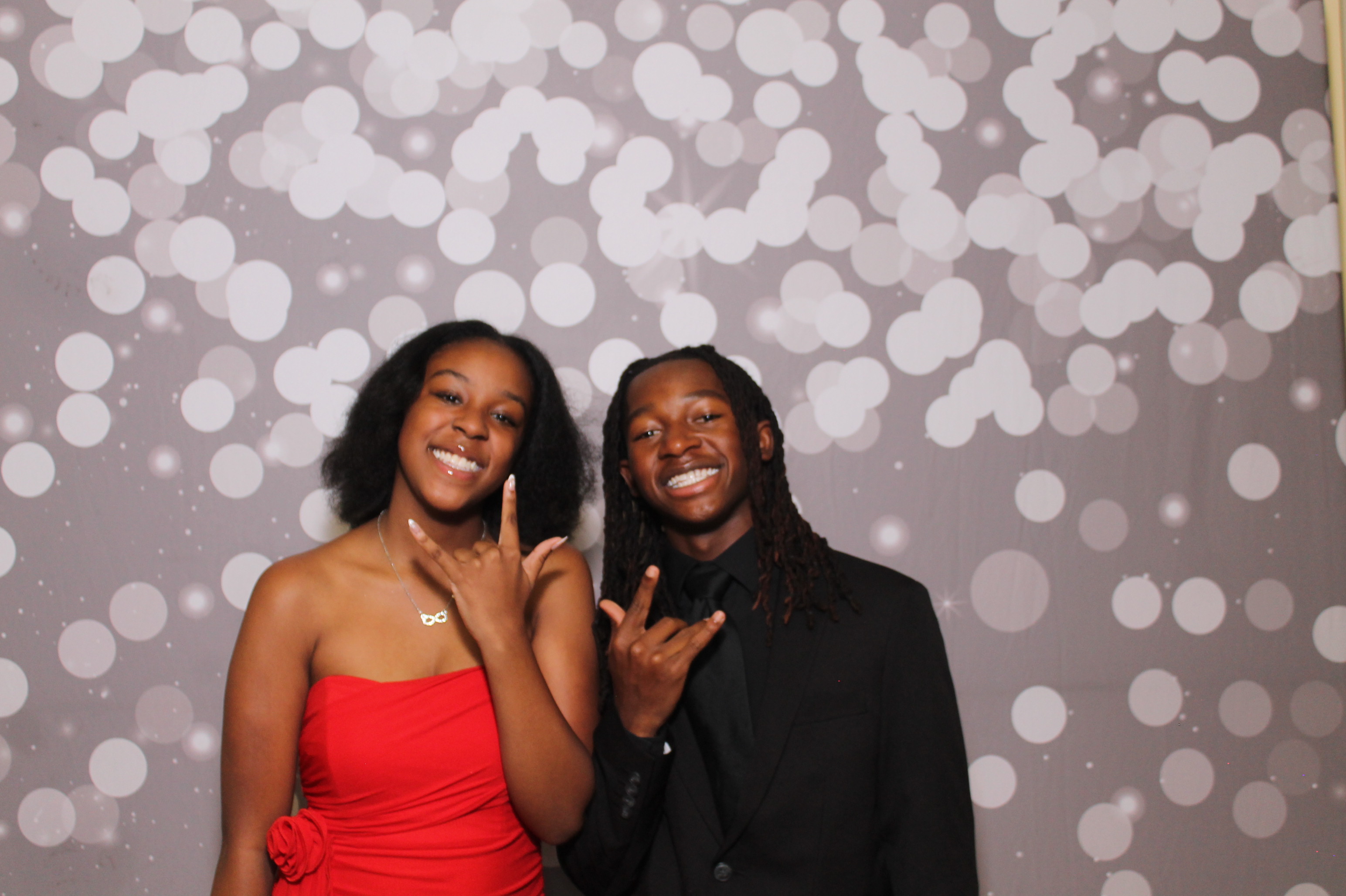Walnut Hills Homecoming | View more photos from the event at gallery.photoboothcincy.com/u/PhotoBoothCincy/Walnut-Hills-Homecoming