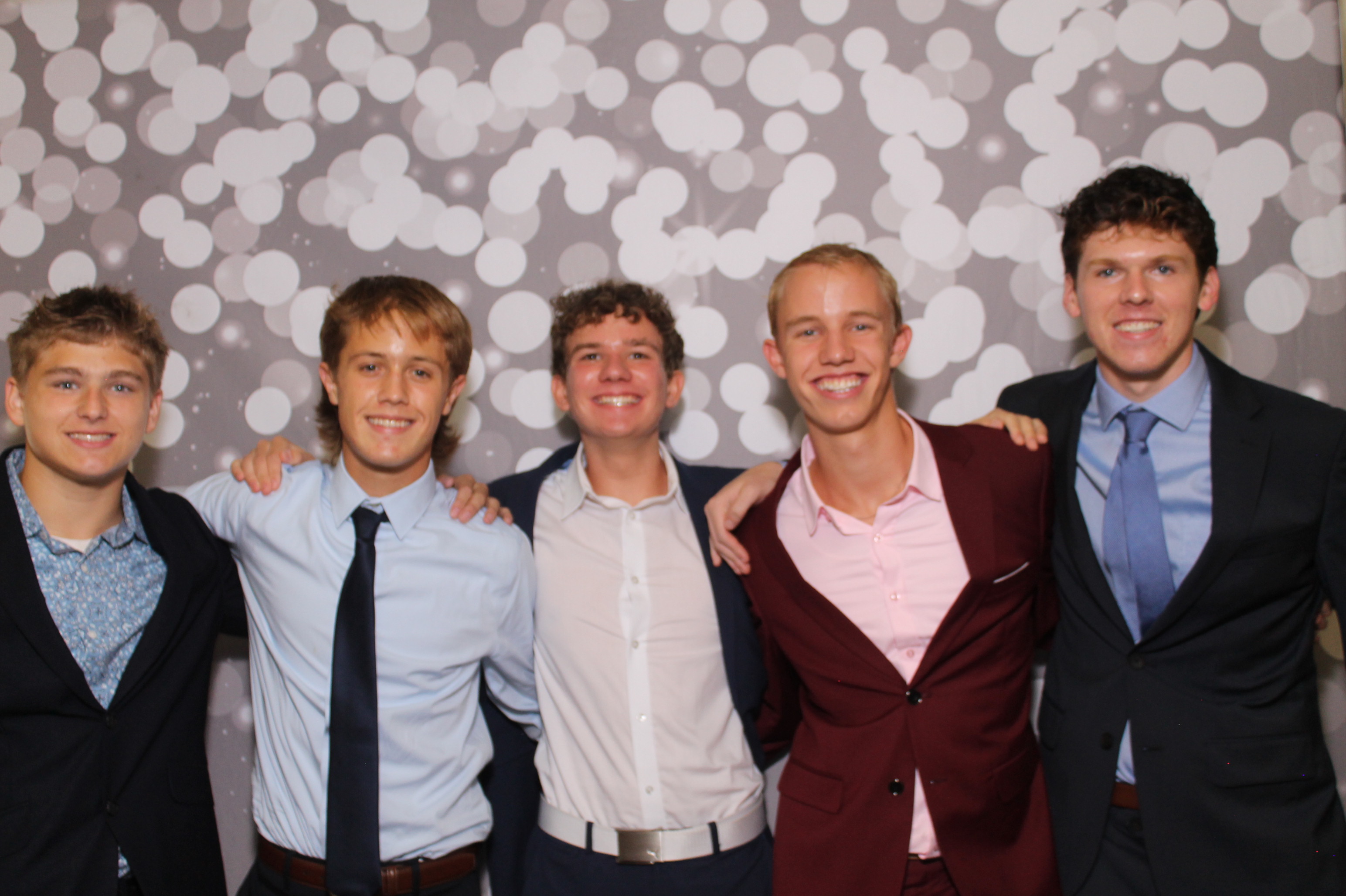 Walnut Hills Homecoming | View more photos from the event at gallery.photoboothcincy.com/u/PhotoBoothCincy/Walnut-Hills-Homecoming