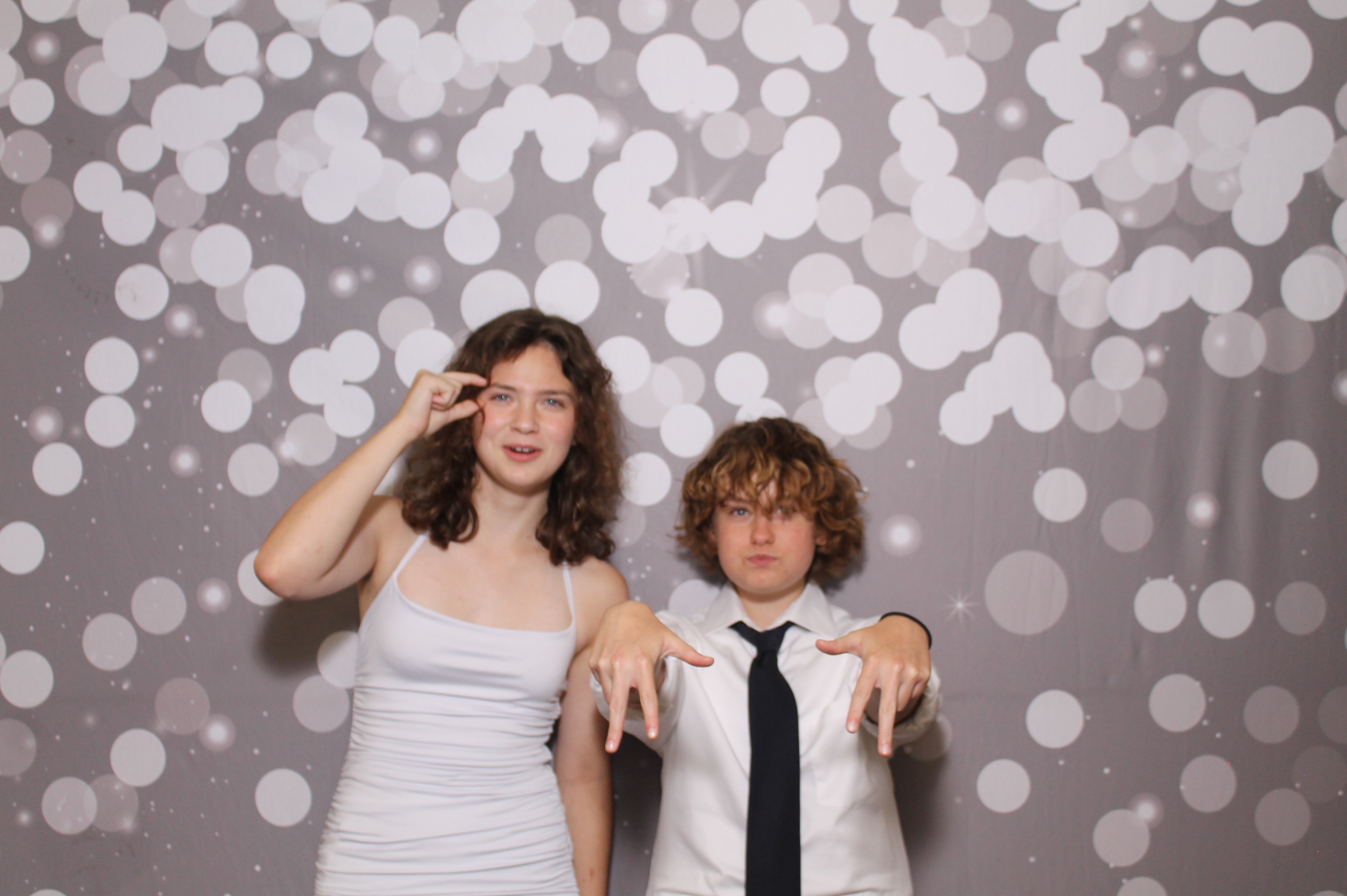 Walnut Hills Homecoming | View more photos from the event at gallery.photoboothcincy.com/u/PhotoBoothCincy/Walnut-Hills-Homecoming