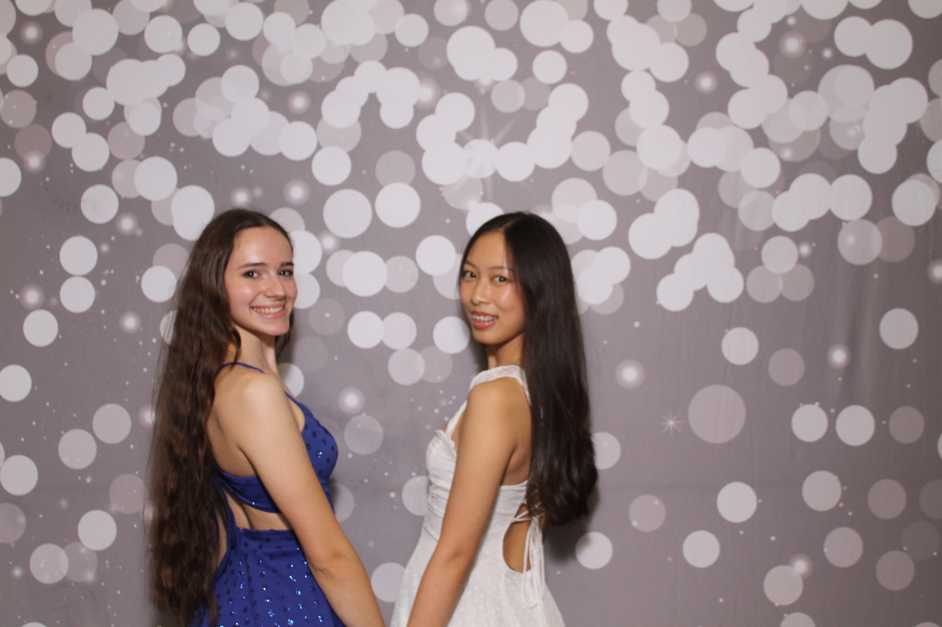 Walnut Hills Homecoming | View more photos from the event at gallery.photoboothcincy.com/u/PhotoBoothCincy/Walnut-Hills-Homecoming
